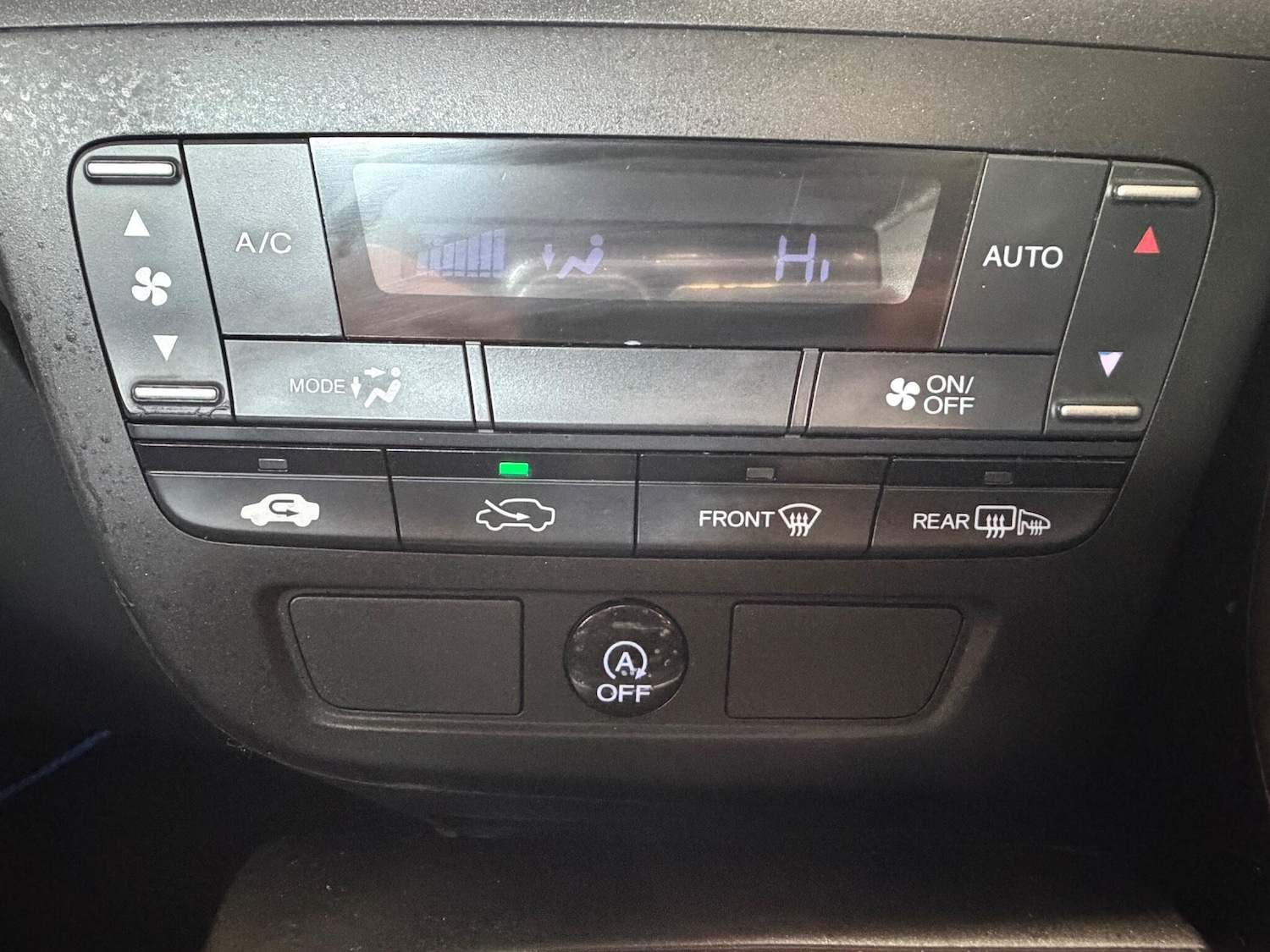 Used Honda Civic 2012 for sale - 76700875: Photo 16