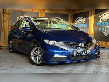 2012 (62) - 2.2 i-DTEC SE 5dr