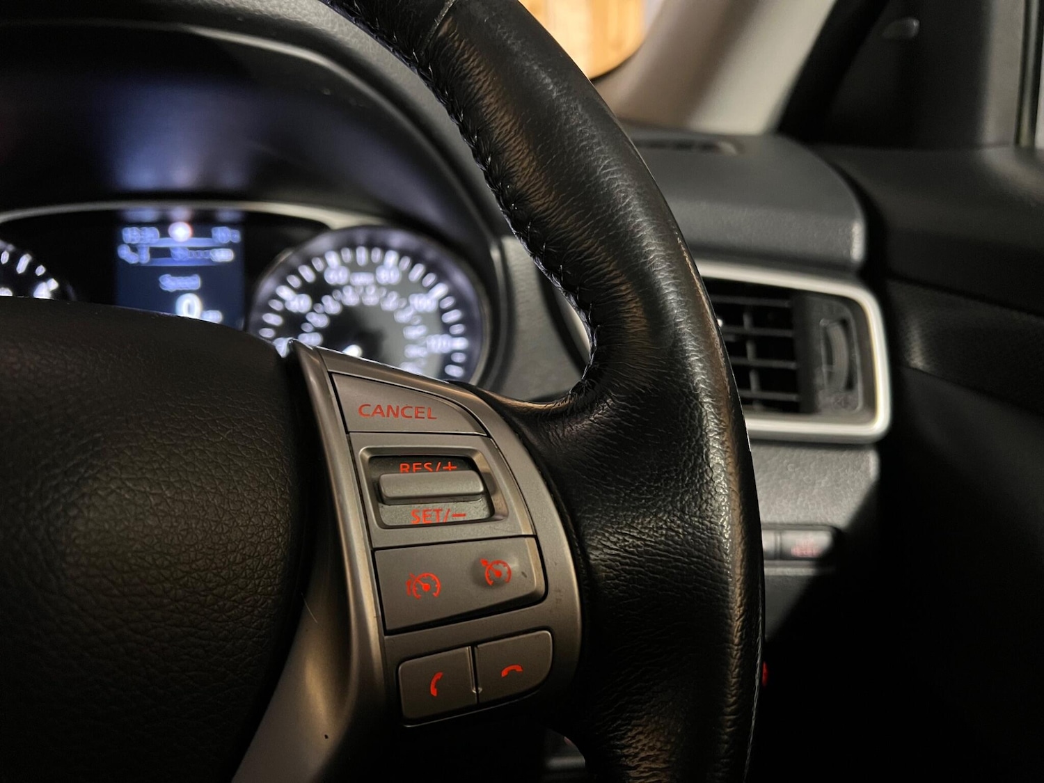 Used Nissan X-Trail 2016 for sale - 77683132: Photo 20