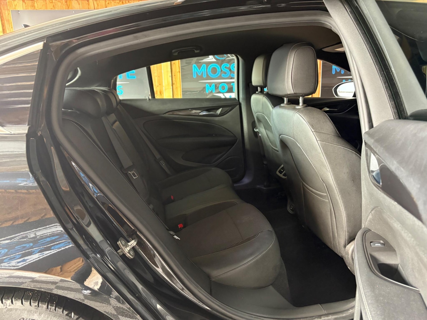 Used Vauxhall Insignia 2019 for sale - 76349163: Photo 13