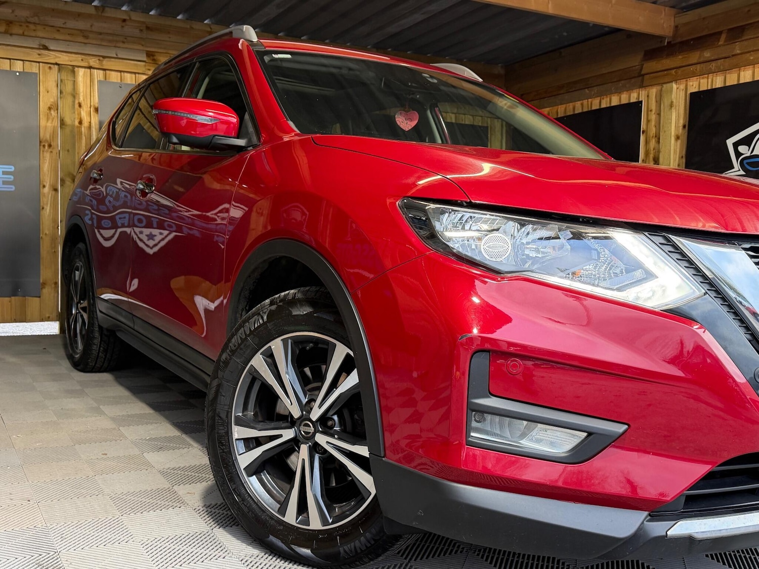 Used Nissan X-Trail 2018 for sale - 77074557: Photo 2