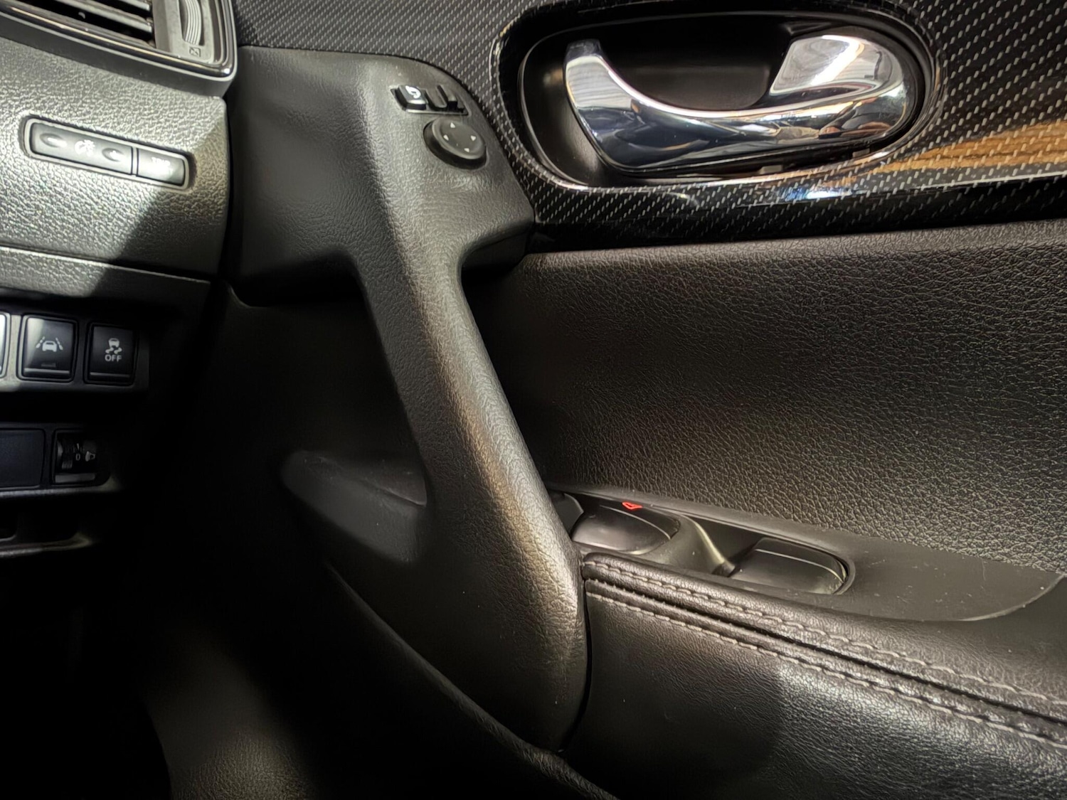 Used Nissan X-Trail 2018 for sale - 77074557: Photo 31