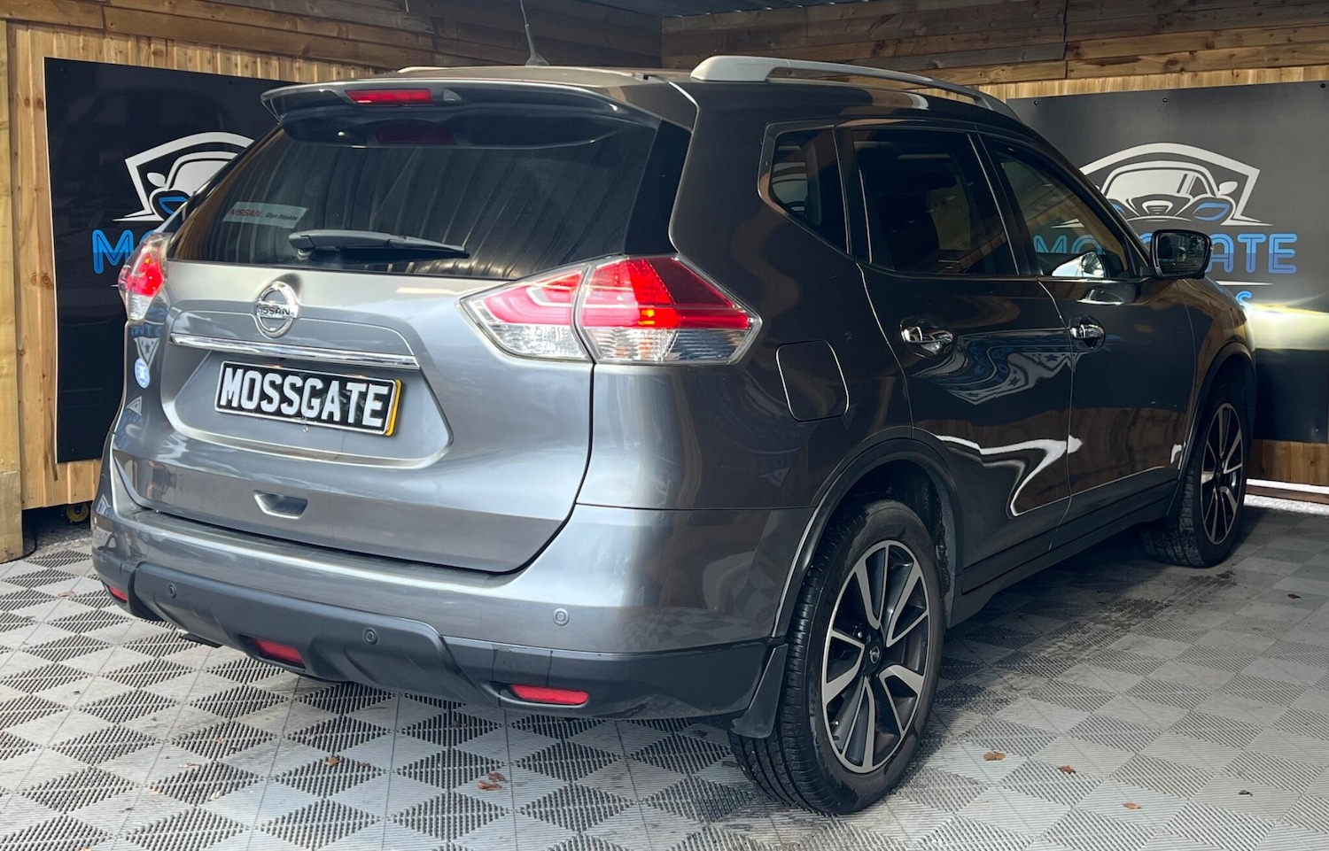 Used Nissan X-Trail 2017 for sale - 77799263: Photo 10