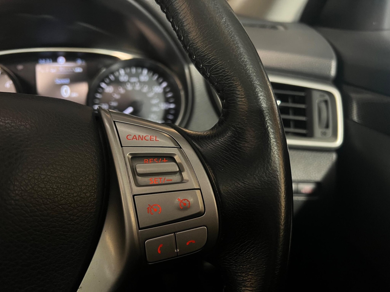 Used Nissan X-Trail 2017 for sale - 77799263: Photo 19