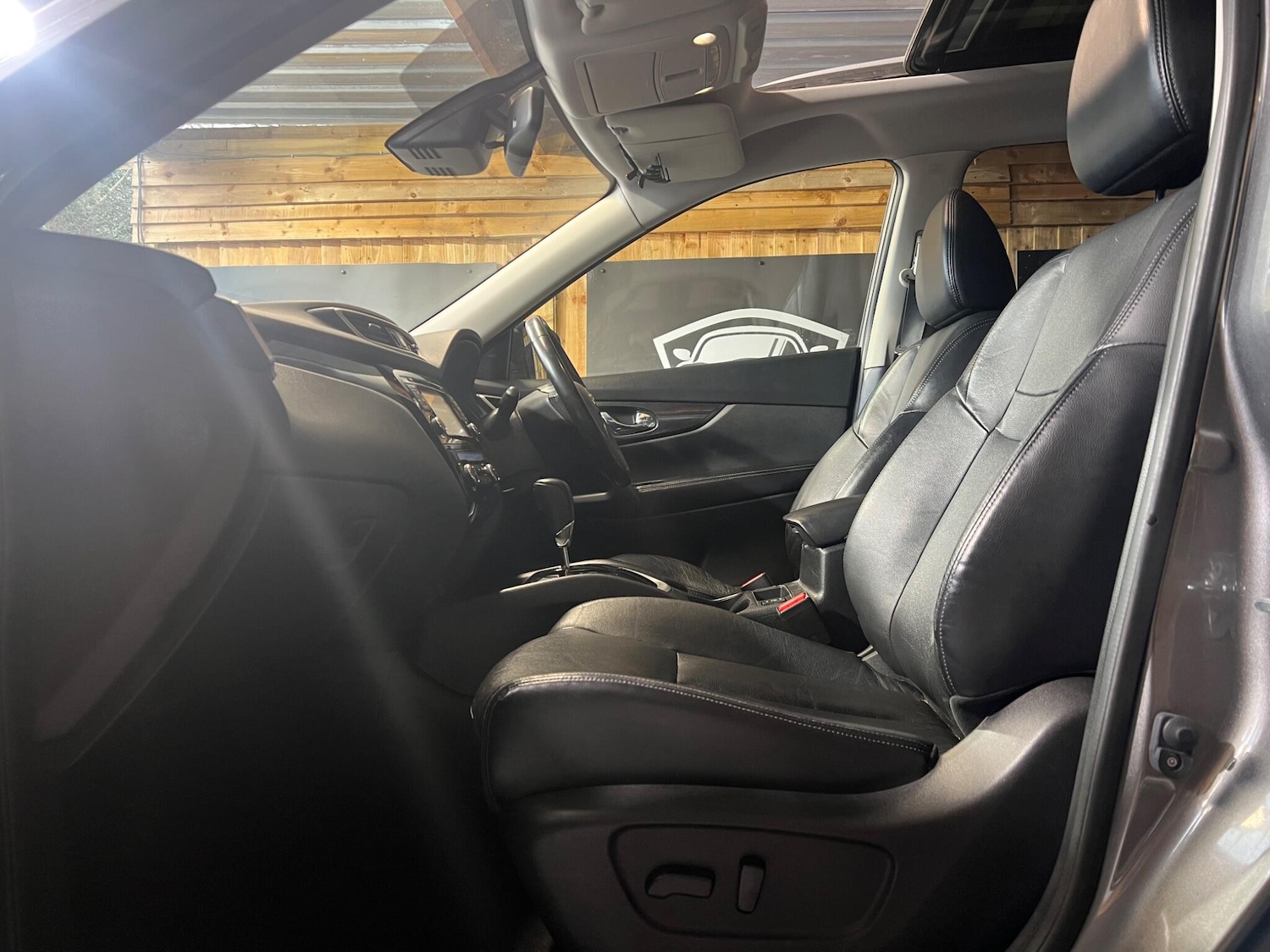 Used Nissan X-Trail 2017 for sale - 77799263: Photo 31