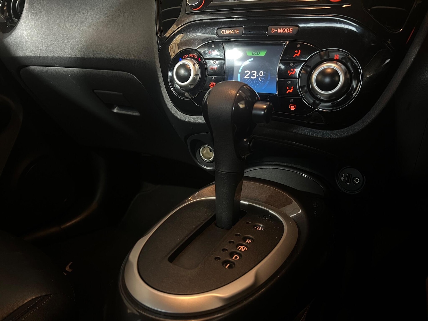 Used Nissan Juke 2015 for sale - 77798979: Photo 28