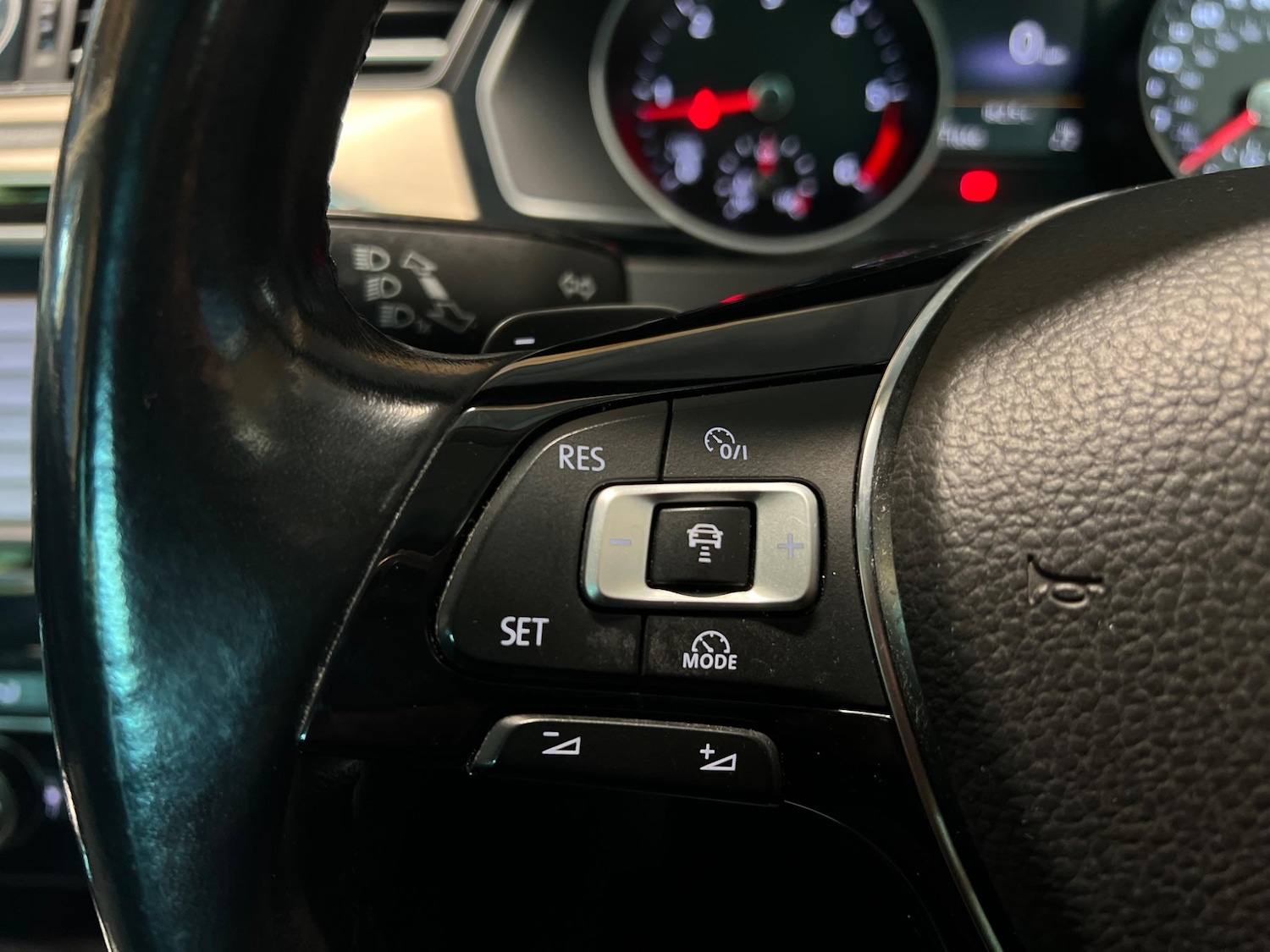 Used Volkswagen Passat 2015 for sale - 77091396: Photo 24