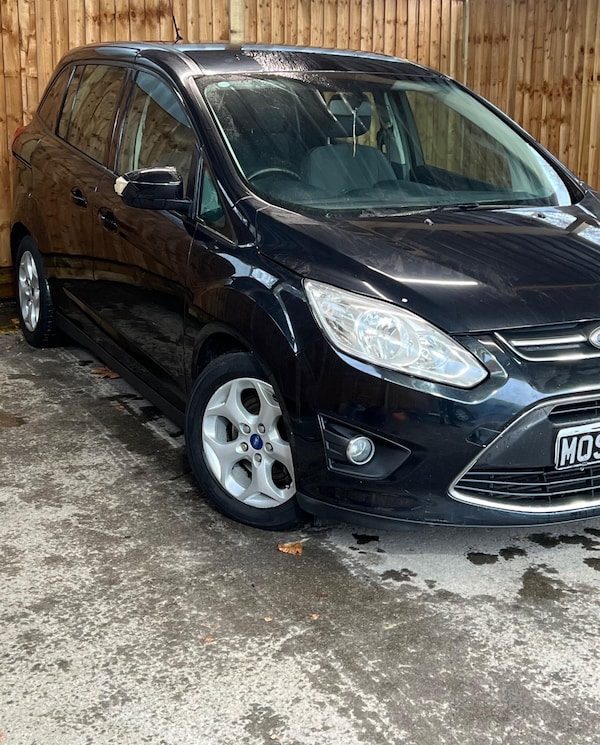 Used Ford Grand C-Max 2011 for sale - 75103009: Photo 2