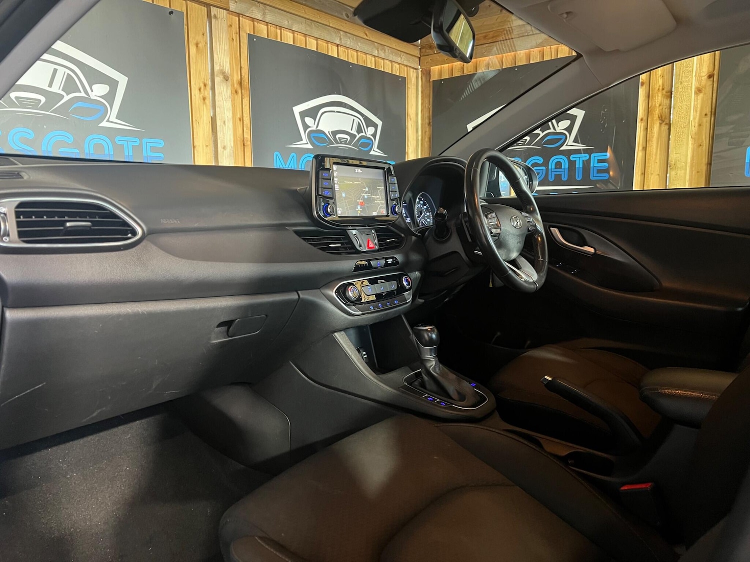 Used Hyundai i30 2017 for sale - 77344868: Photo 27