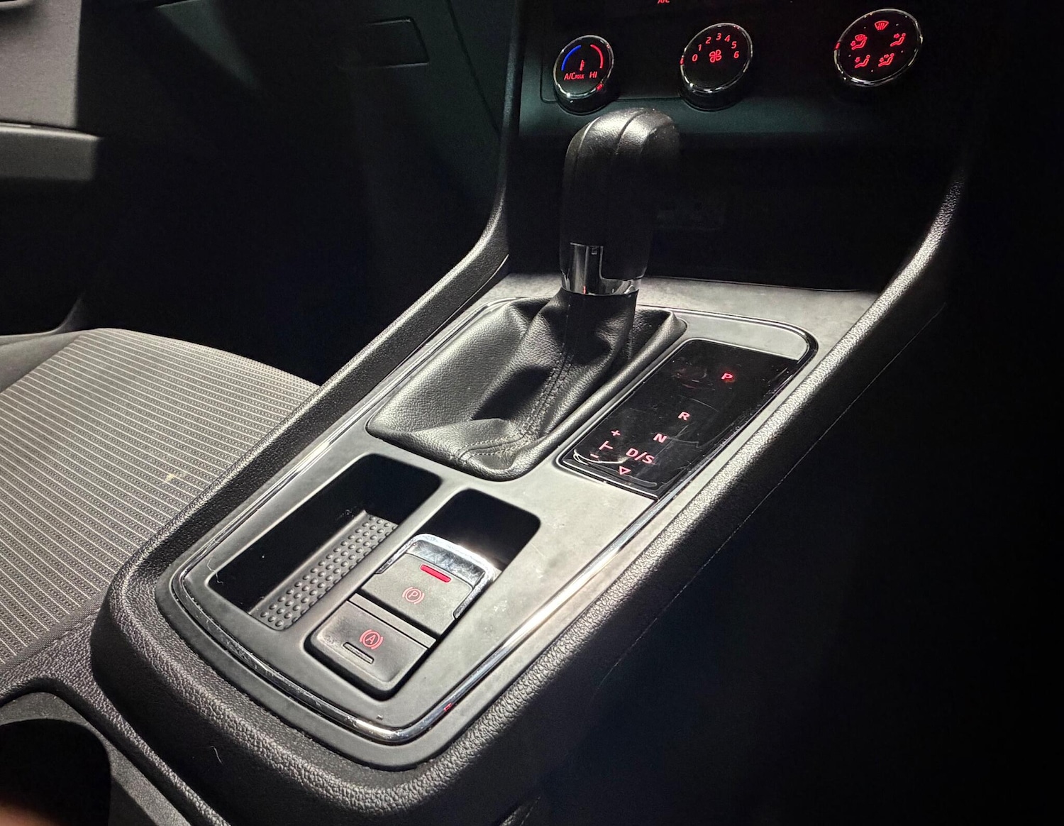 Used SEAT Leon for sale - 76727501: Photo 11