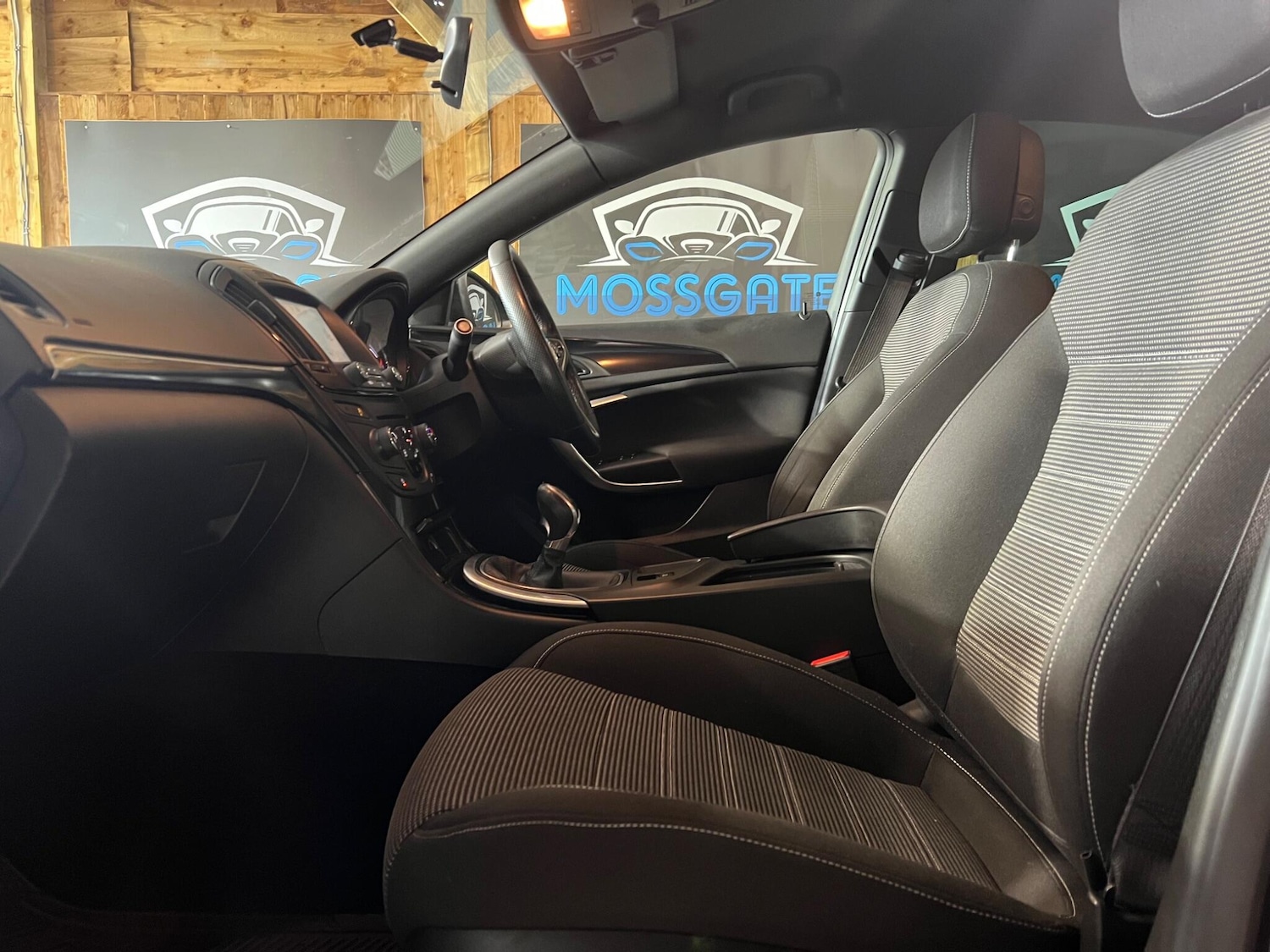 Used Vauxhall Insignia 2015 for sale - 76485437: Photo 29