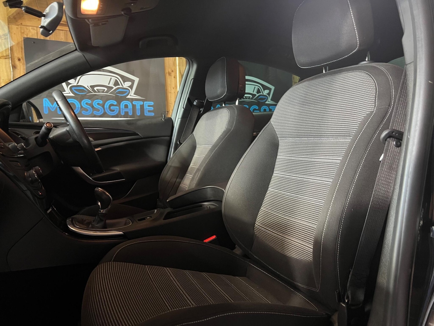 Used Vauxhall Insignia 2015 for sale - 76485437: Photo 30