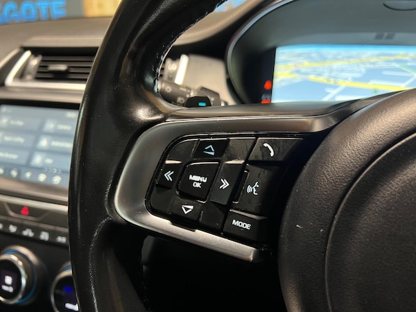 Used Jaguar E-Pace 2018 for sale - 75677851: Photo 26