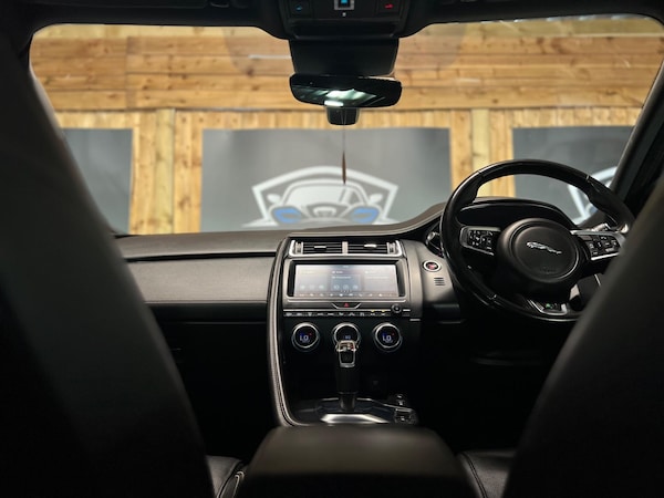 Used Jaguar E-Pace 2018 for sale - 75677851: Photo 54