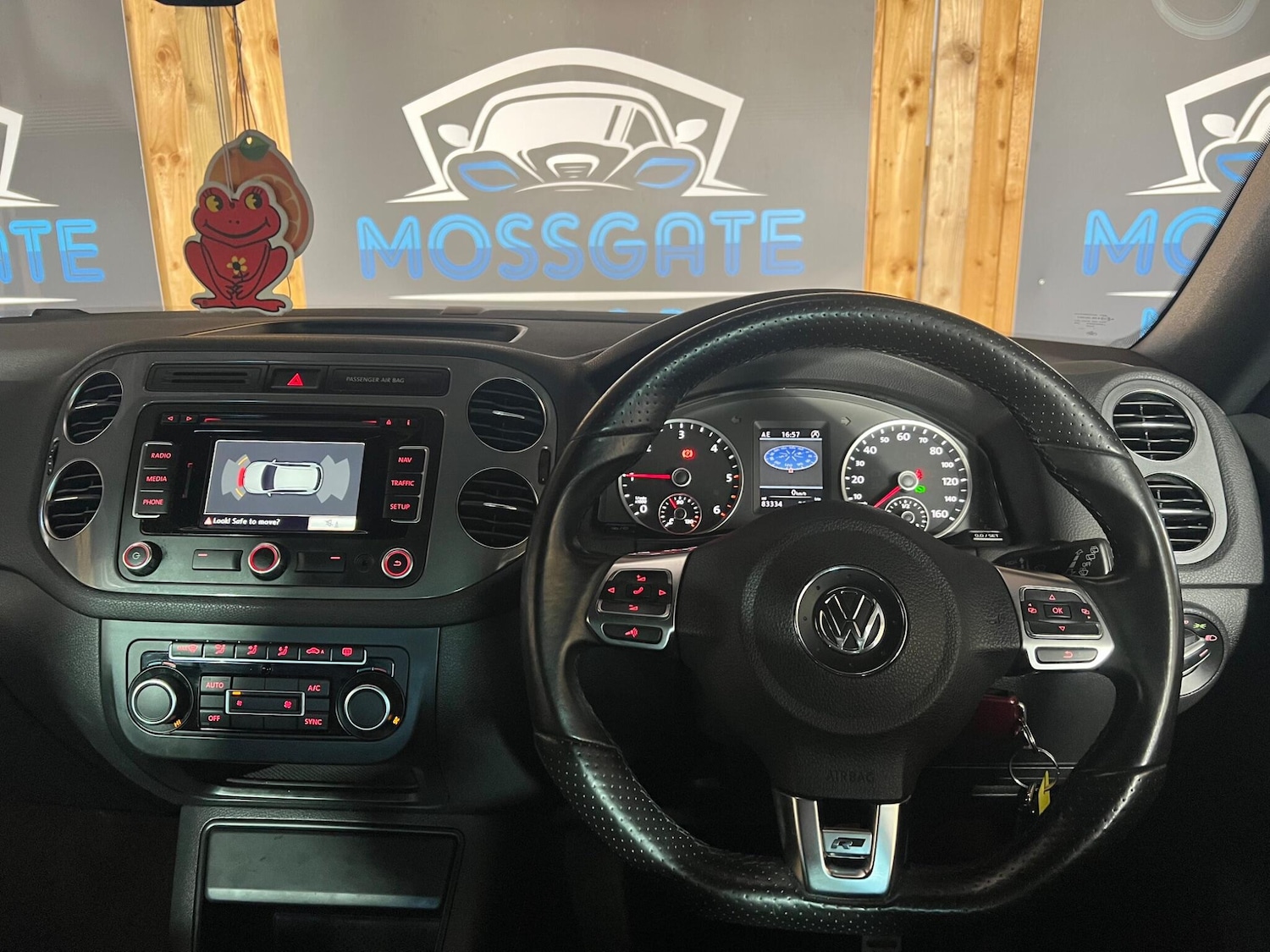 Used Volkswagen Tiguan 2014 for sale - 77345196: Photo 17