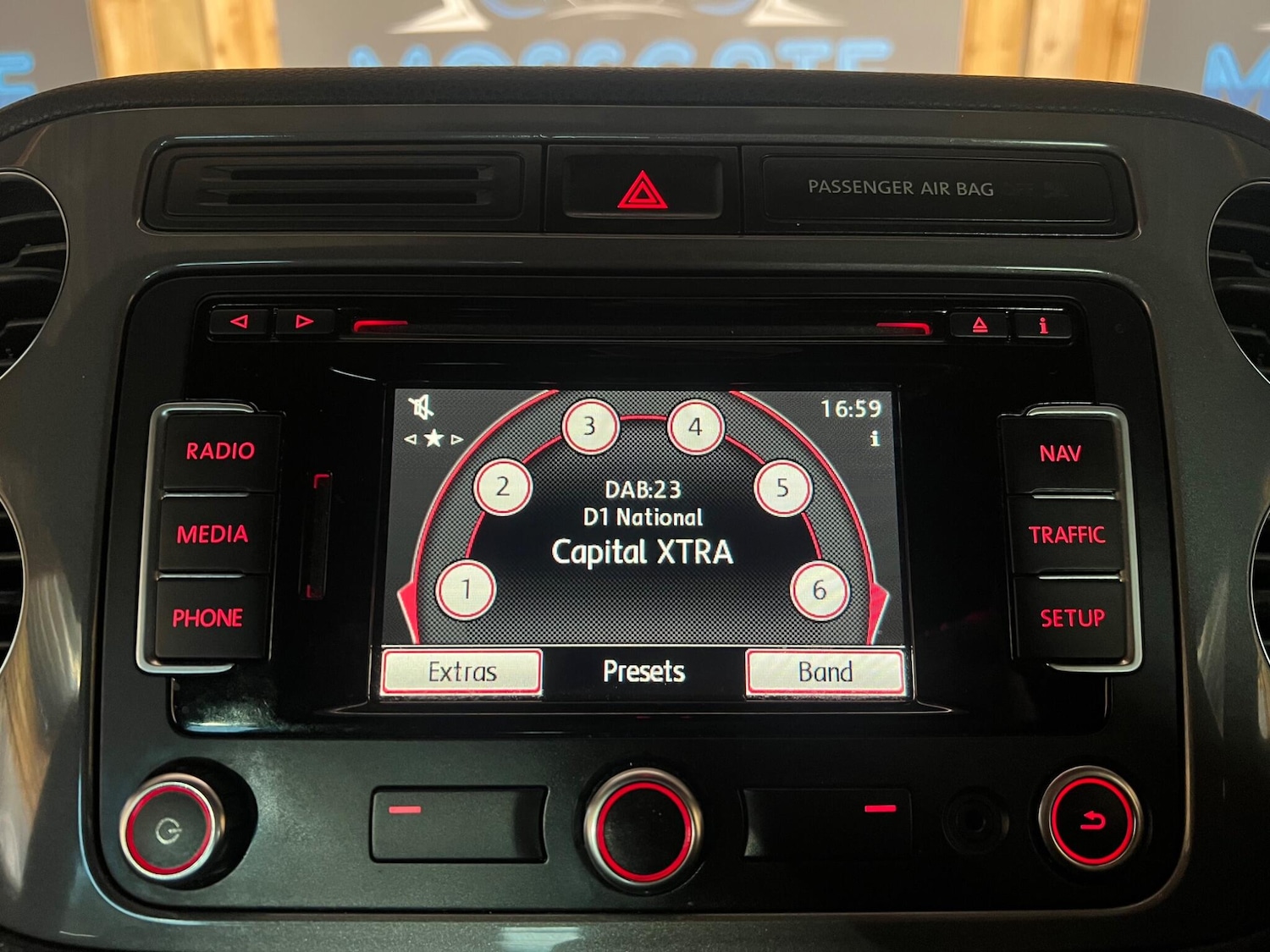 Used Volkswagen Tiguan 2014 for sale - 77345196: Photo 24