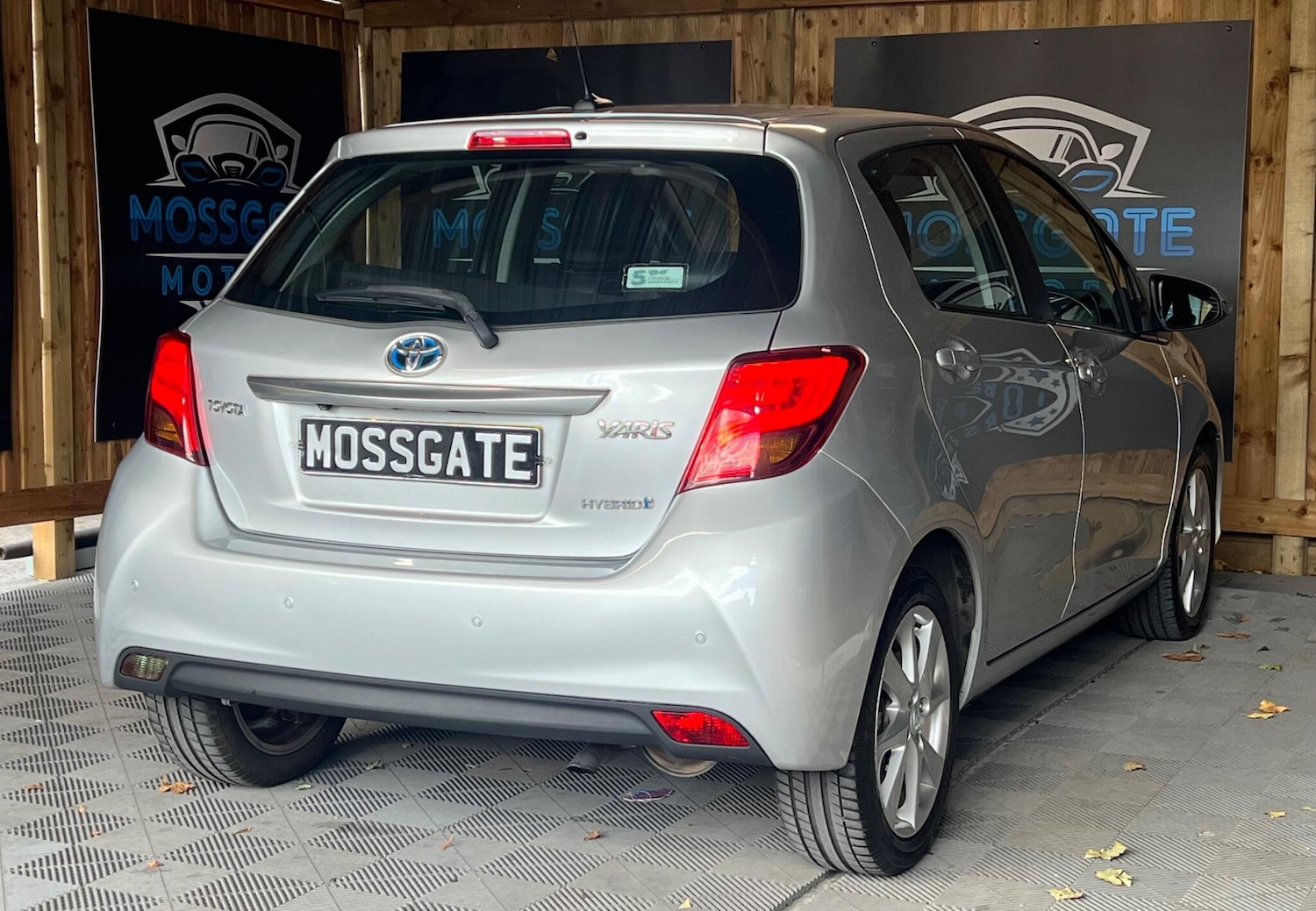 Used Toyota Yaris 2015 for sale - 76013680: Photo 11