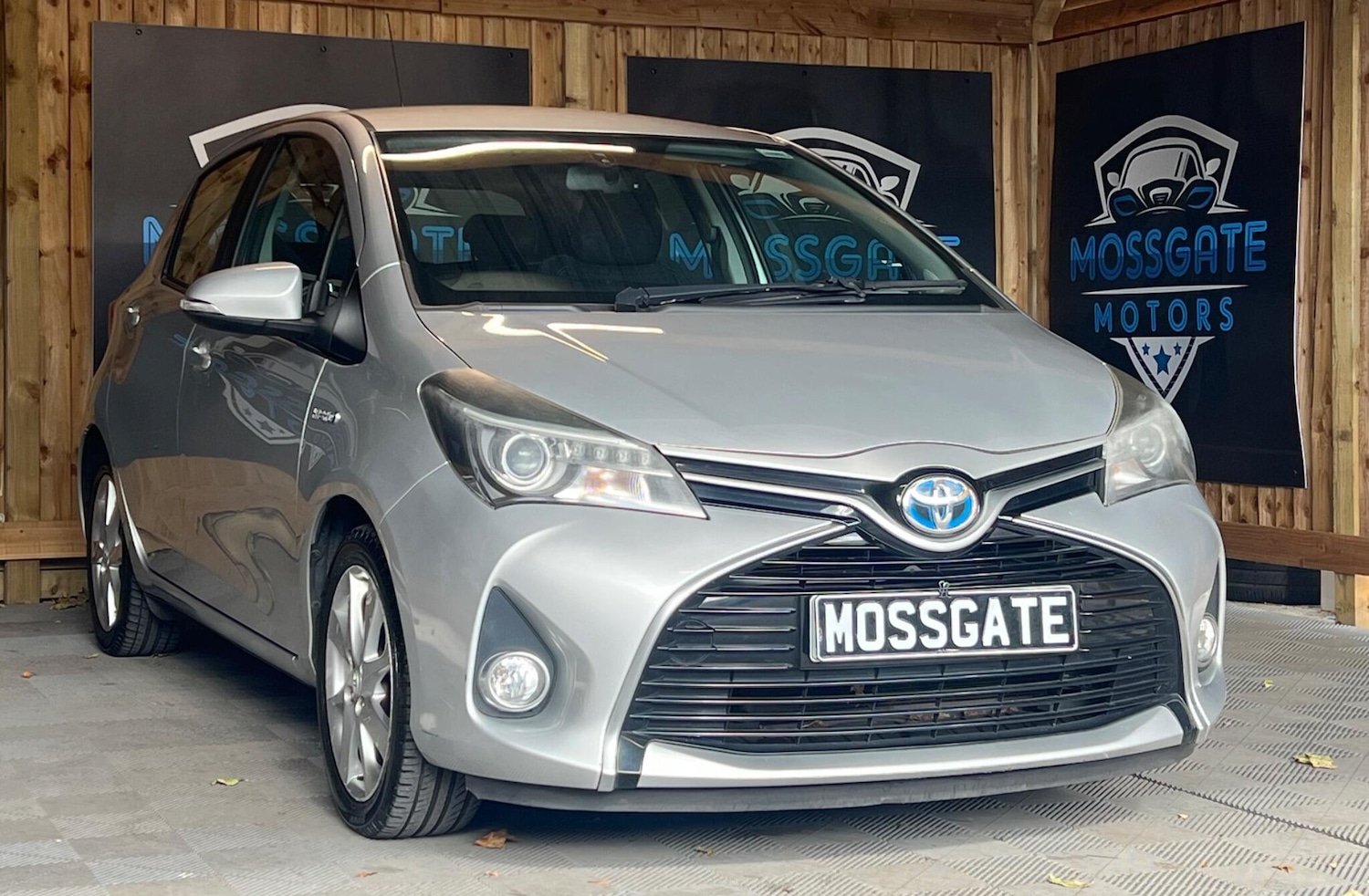 Used Toyota Yaris 2015 for sale - 76013680: Photo 3