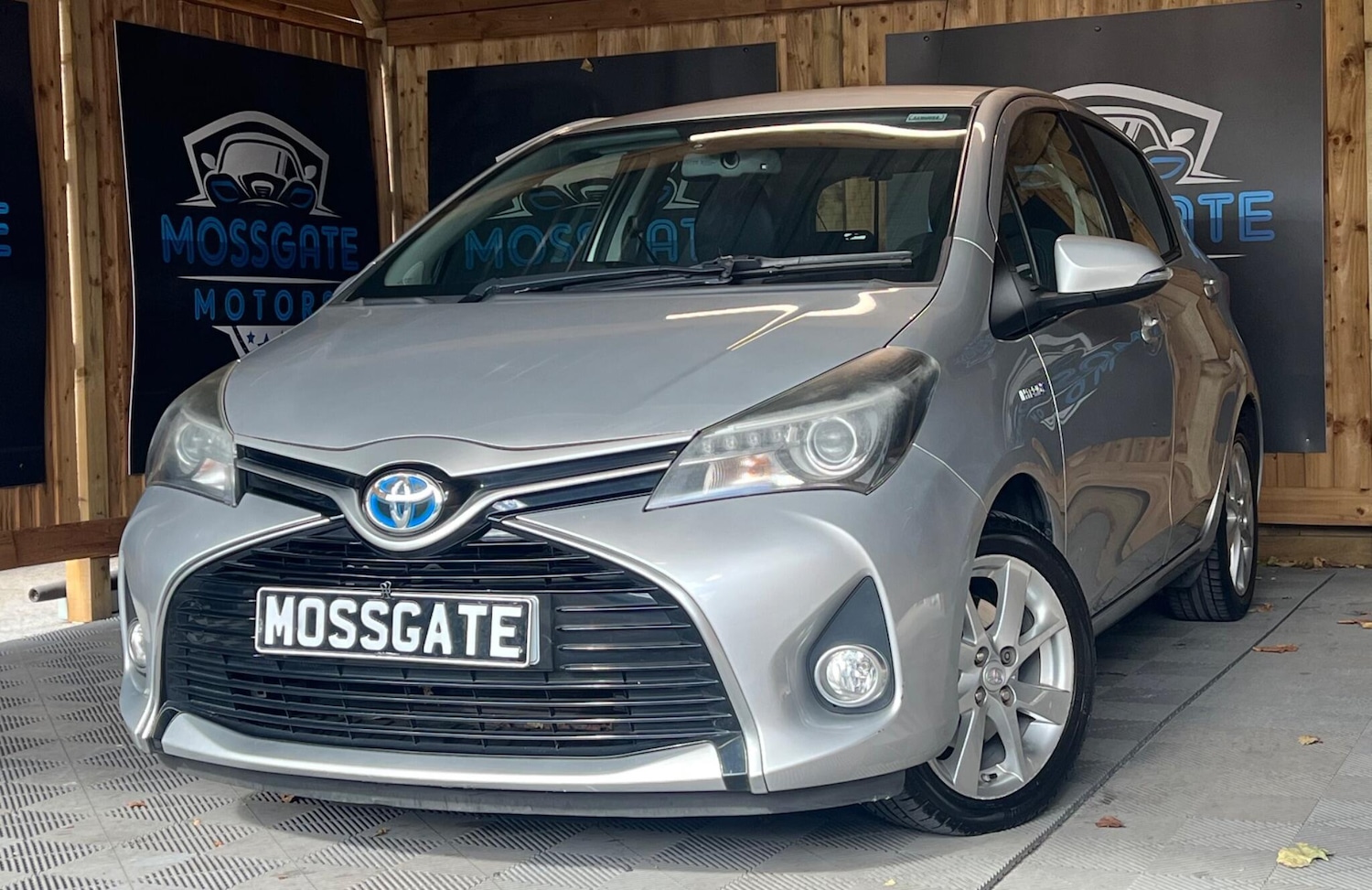 Used Toyota Yaris 2015 for sale - 76013680: Photo 5