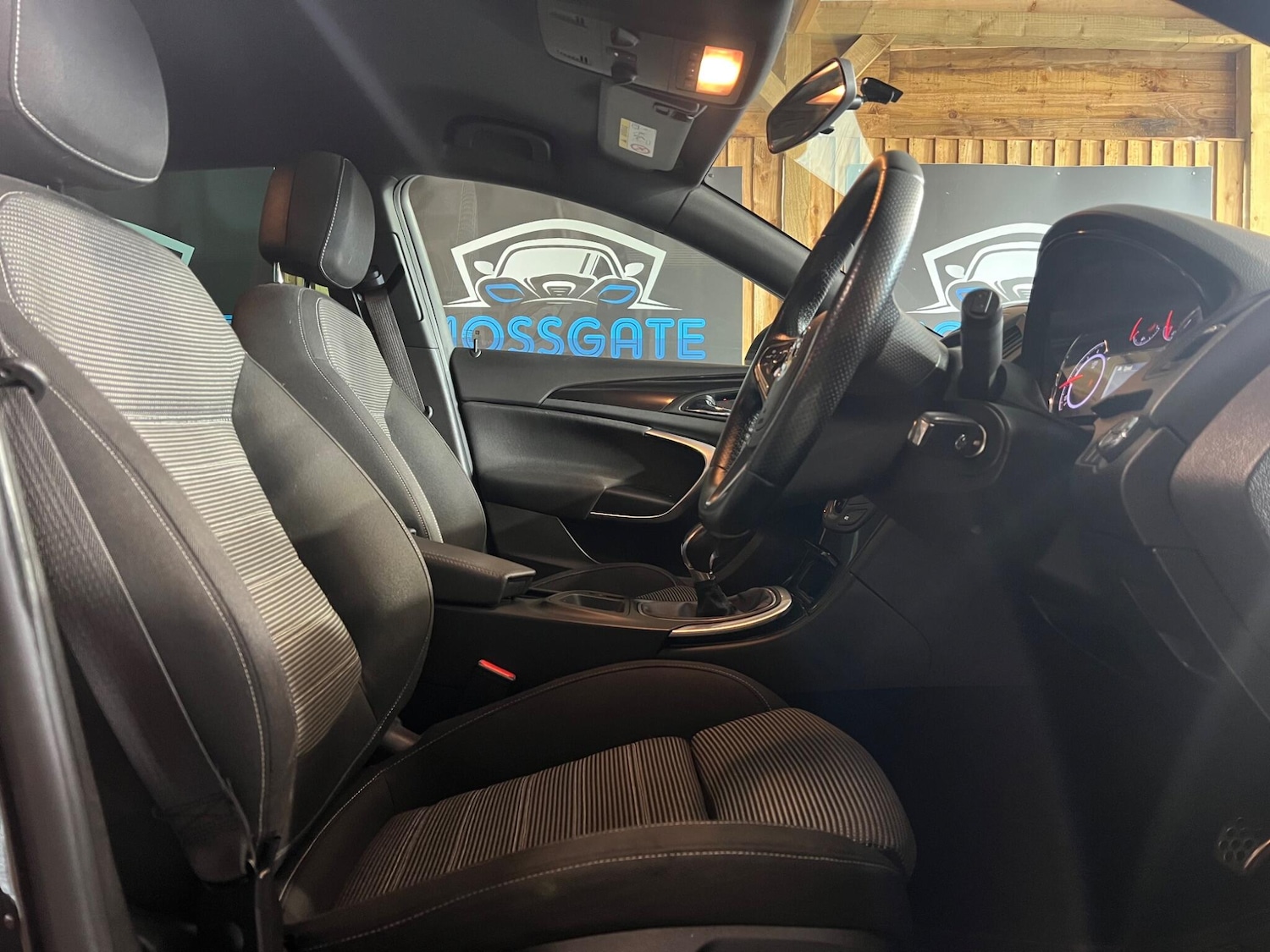 Used Vauxhall Insignia 2015 for sale - 76994341: Photo 14