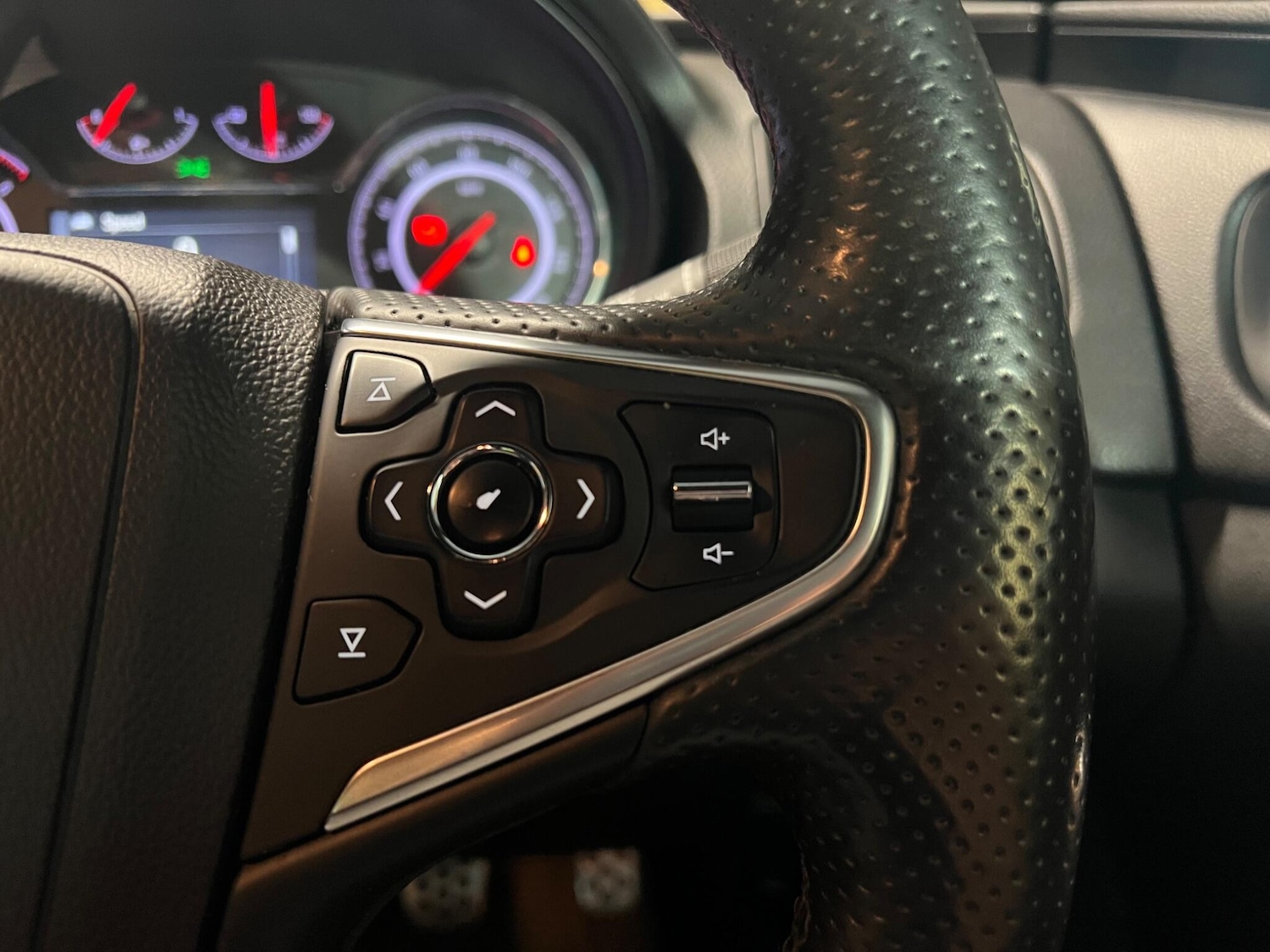 Used Vauxhall Insignia 2015 for sale - 76994341: Photo 20