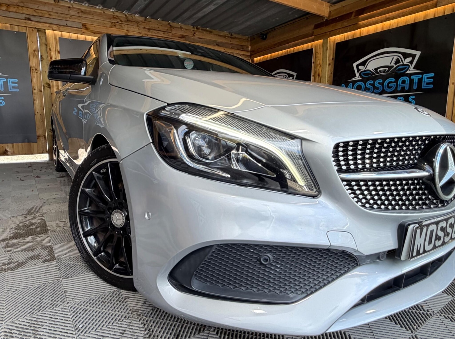 Used Mercedes-Benz A-Class for sale - 77925685: Photo 2