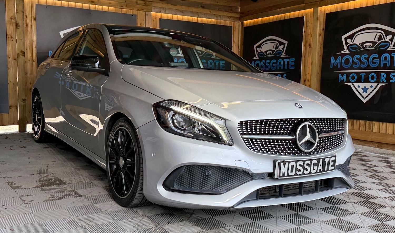 Used Mercedes-Benz A-Class for sale - 77925685: Photo 3