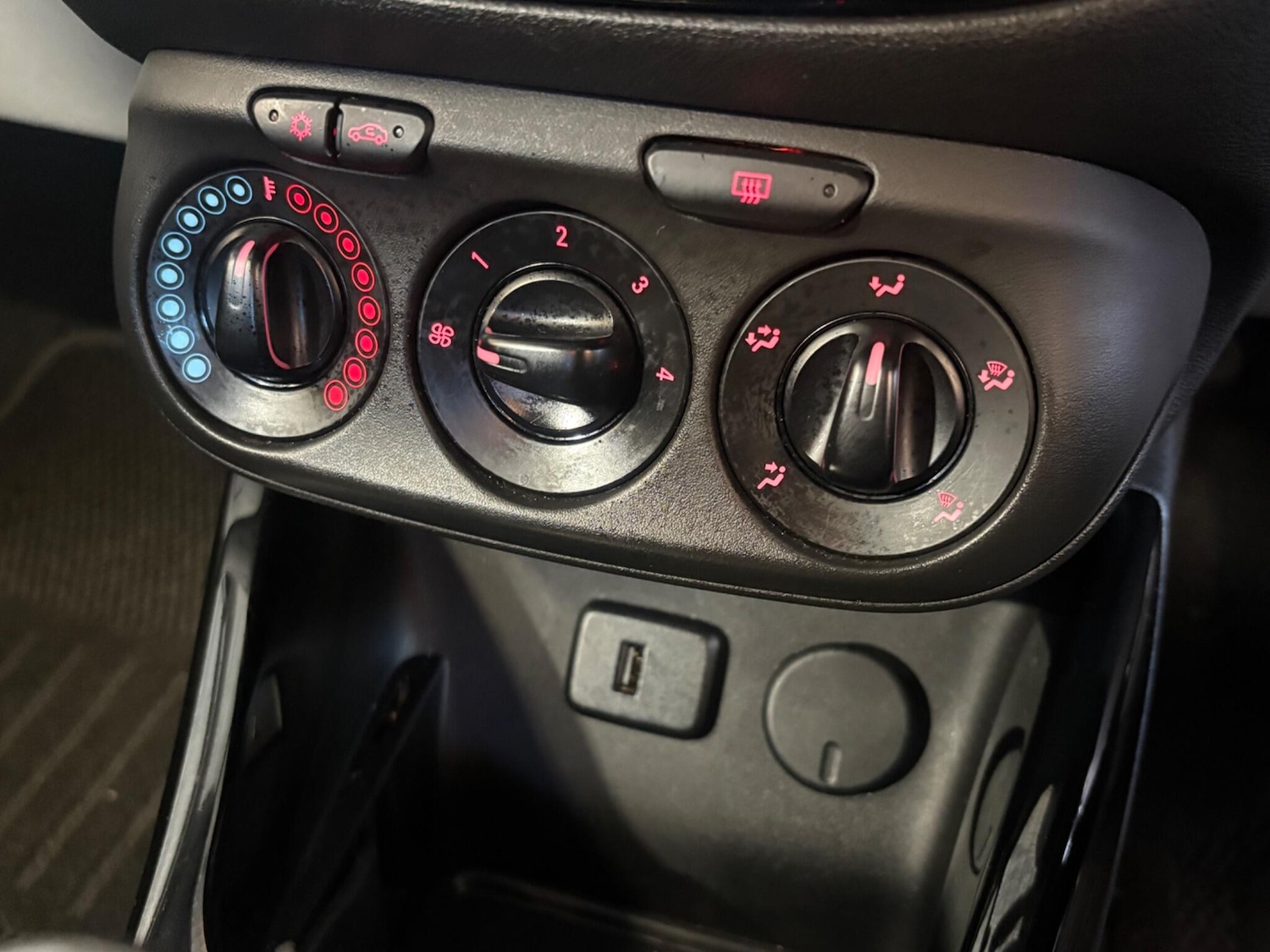 Used Vauxhall Corsa for sale - 77753029: Photo 19