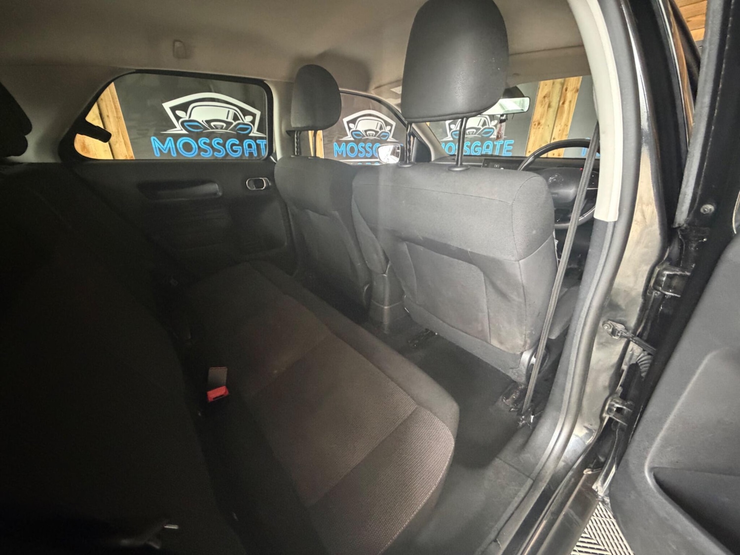 Used Citroen C4 Cactus 2017 for sale - 78035096: Photo 17