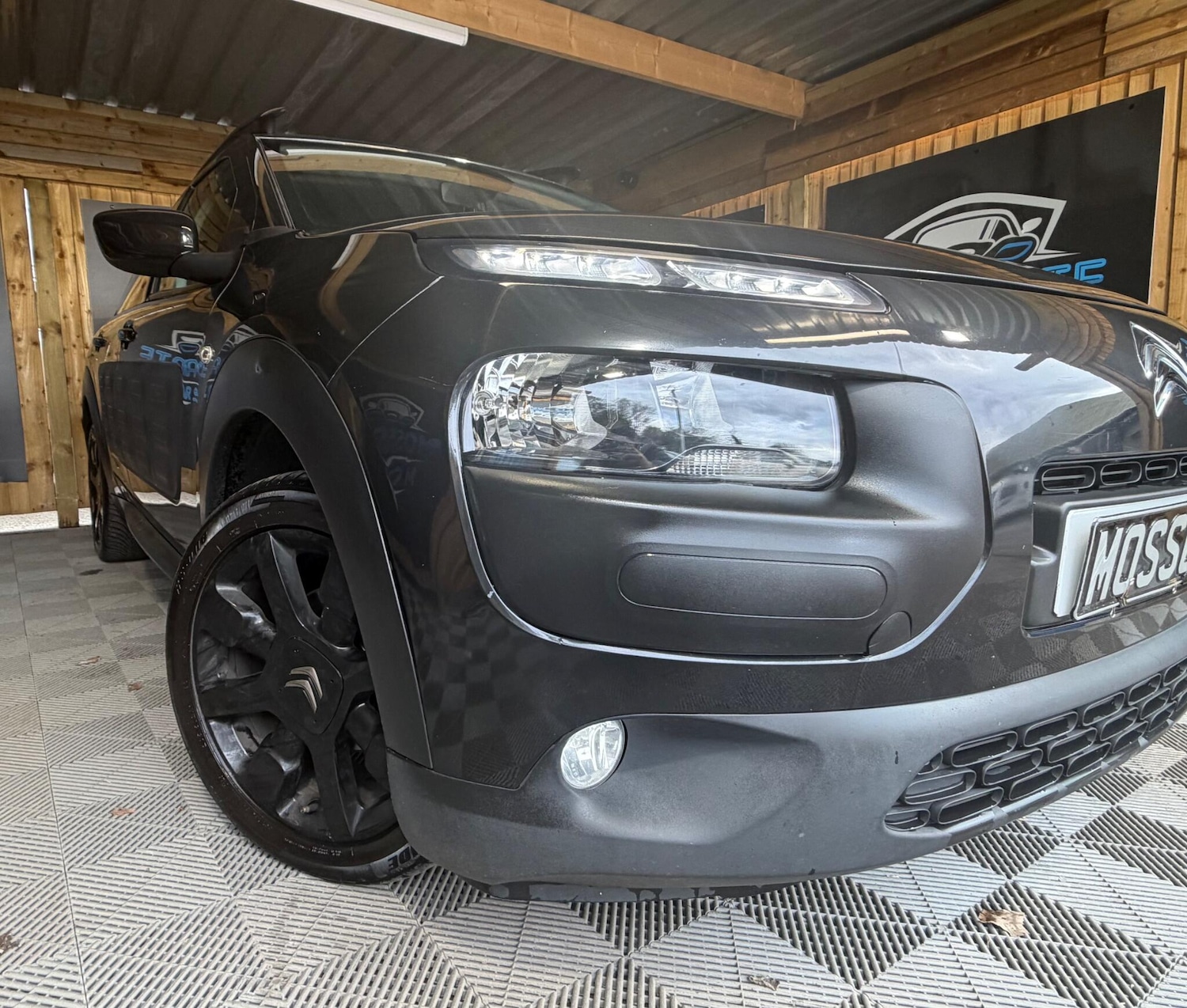 Used Citroen C4 Cactus 2017 for sale - 78035096: Photo 2