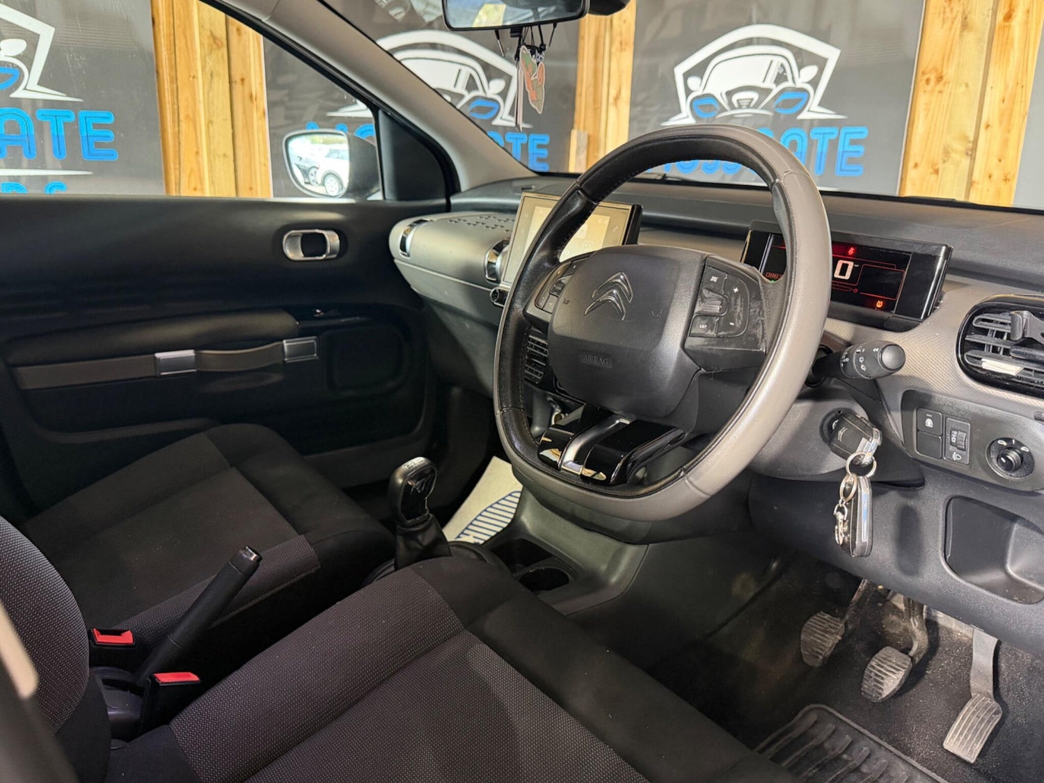 Used Citroen C4 Cactus 2017 for sale - 78035096: Photo 8