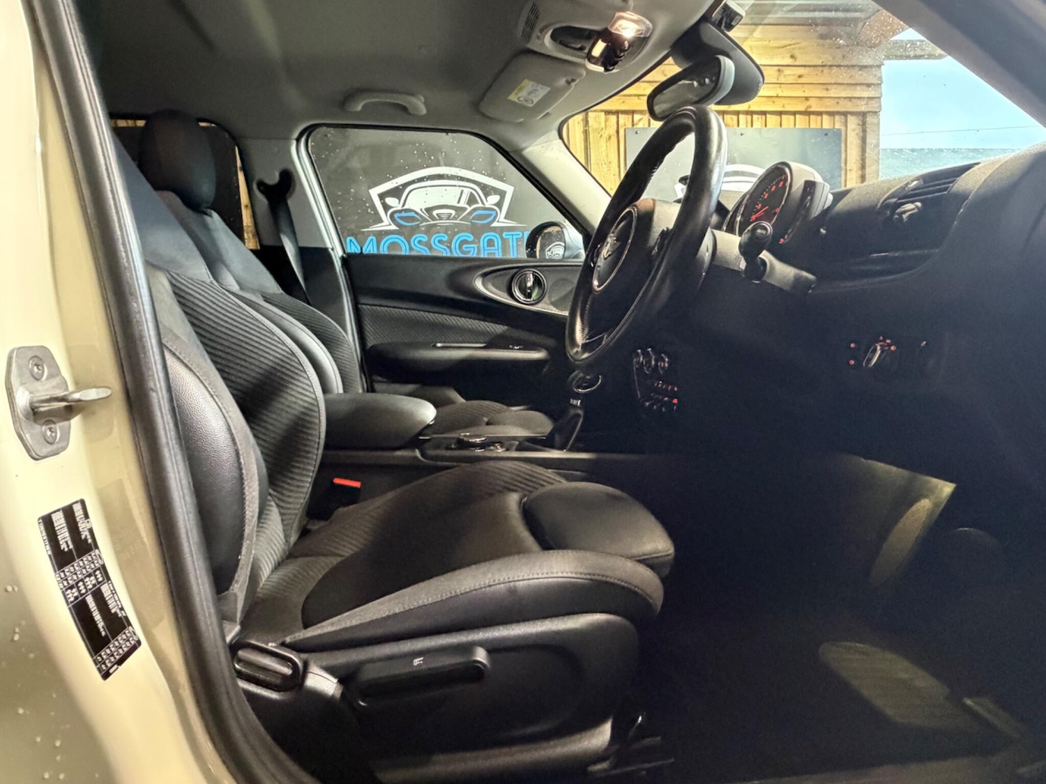 Used MINI Clubman 2017 for sale - 77646685: Photo 13