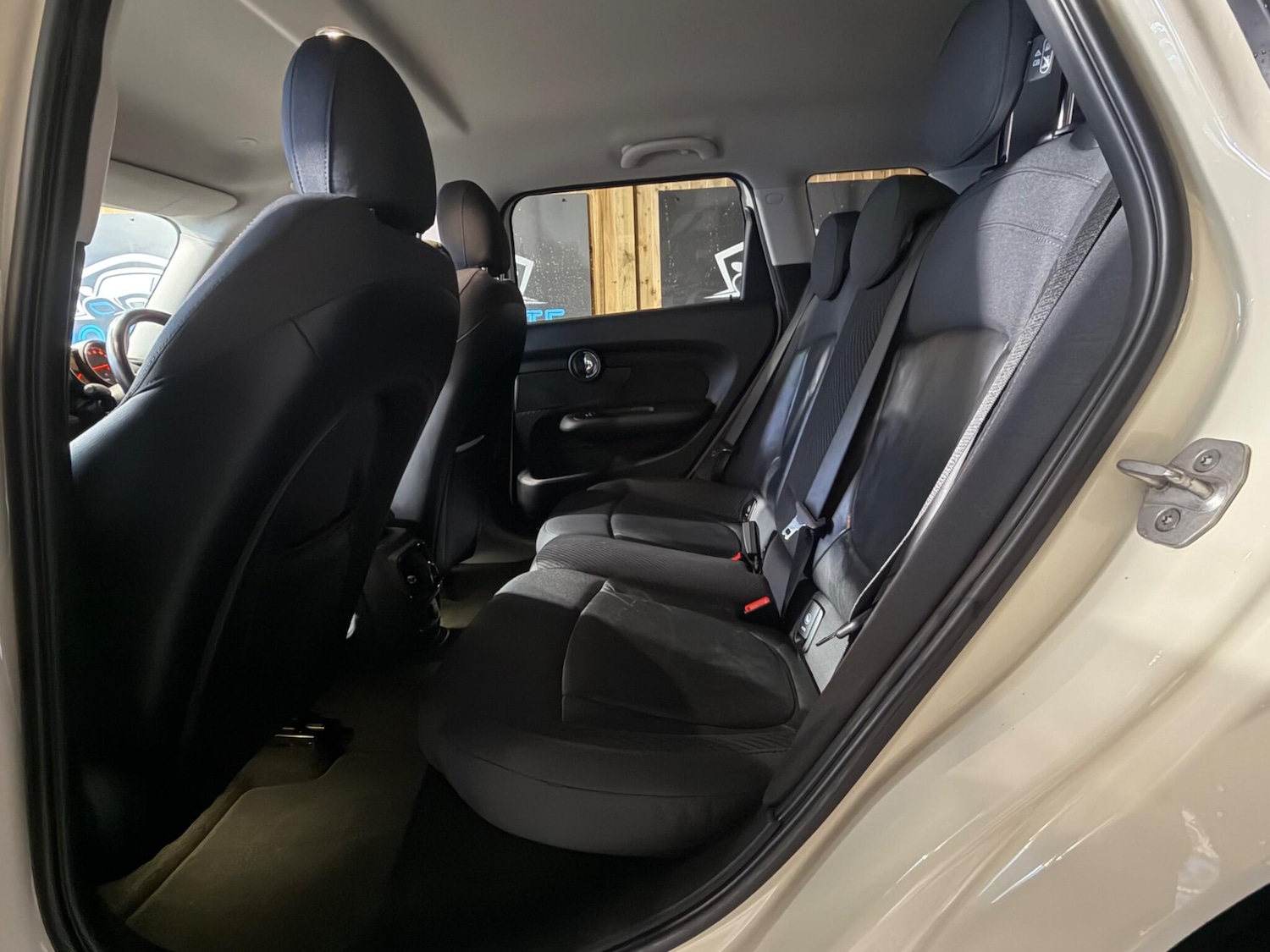 Used MINI Clubman 2017 for sale - 77646685: Photo 22