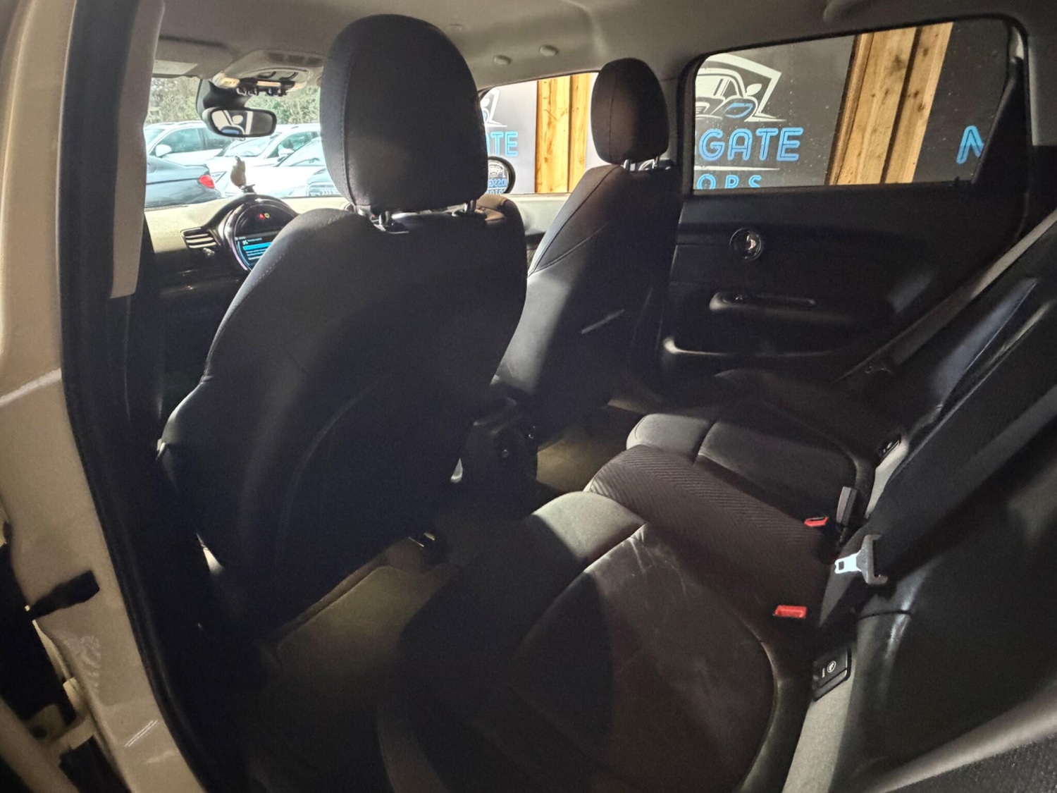 Used MINI Clubman 2017 for sale - 77646685: Photo 23