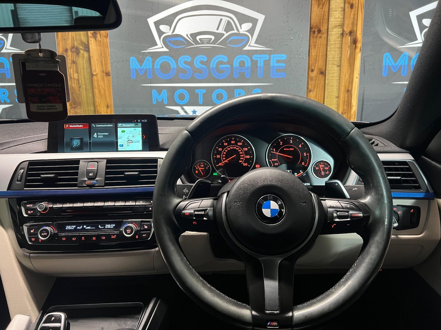 Used BMW 4 Series 2017 for sale - 76485235: Photo 19