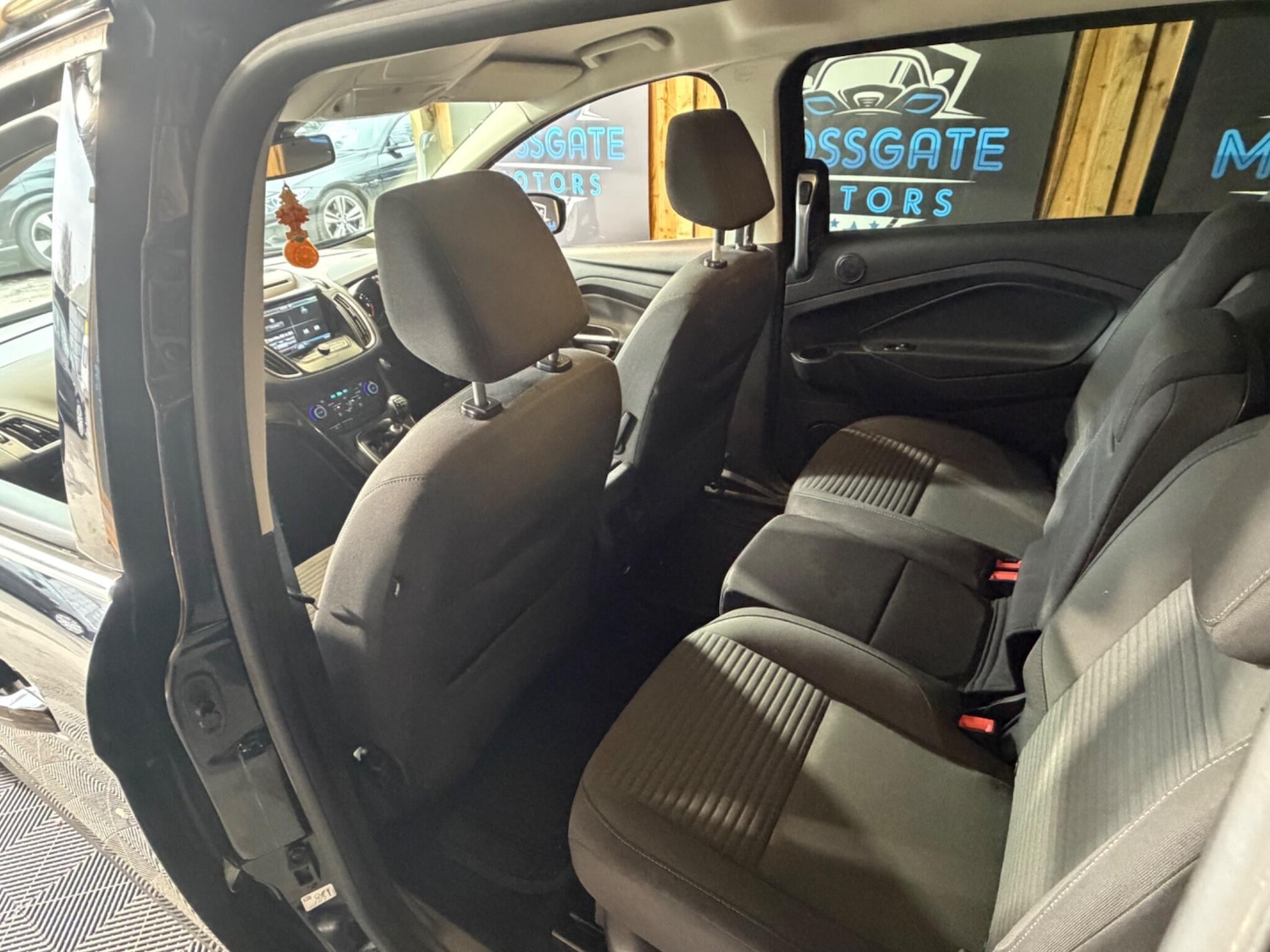 Used Ford Grand C-Max 2016 for sale - 77798998: Photo 26