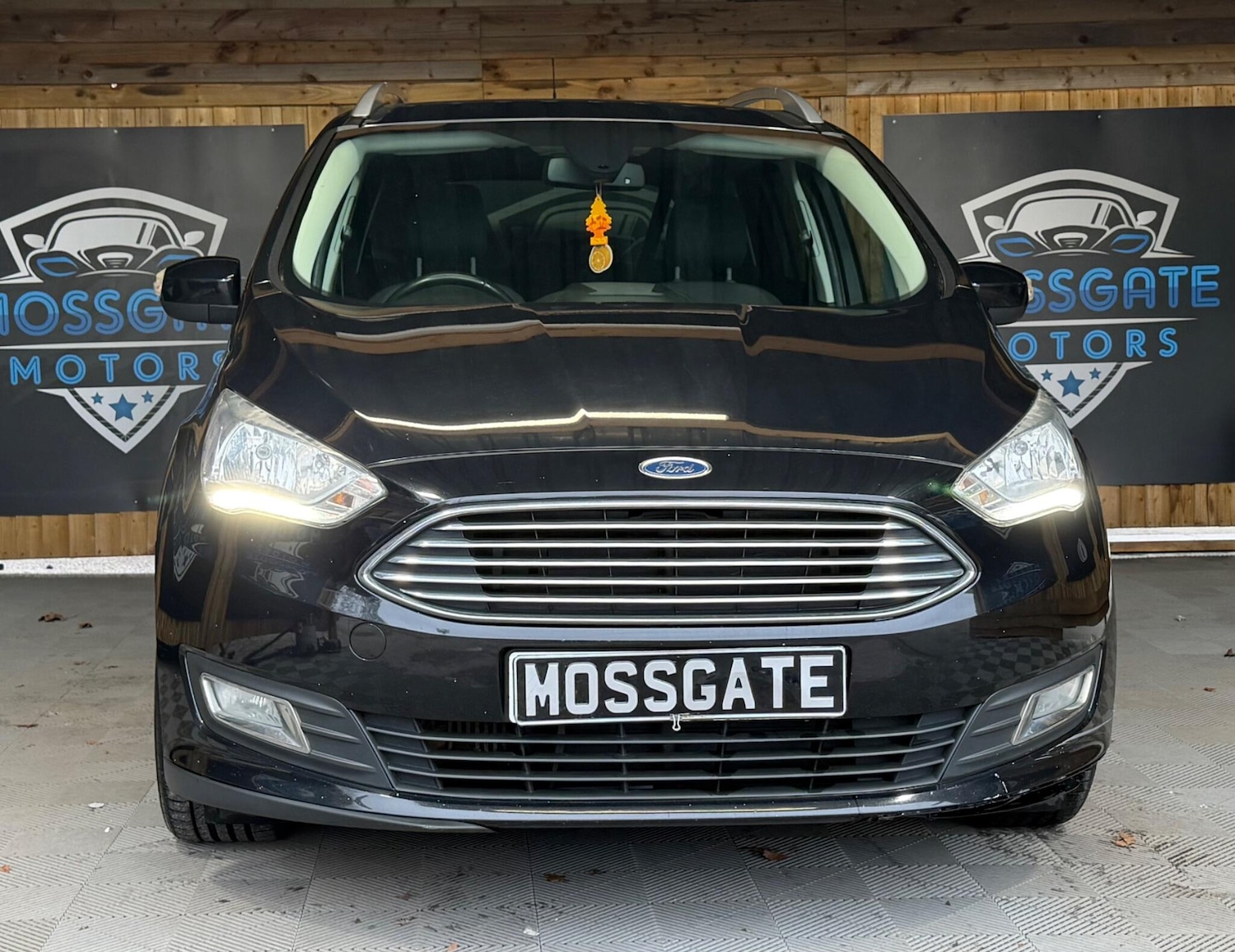 Used Ford Grand C-Max 2016 for sale - 77798998: Photo 3