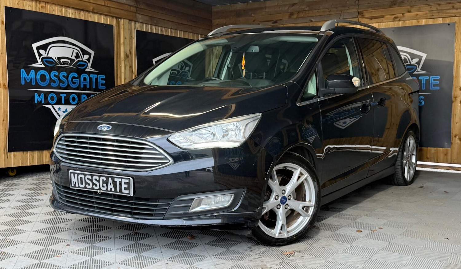 Used Ford Grand C-Max 2016 for sale - 77798998: Photo 4