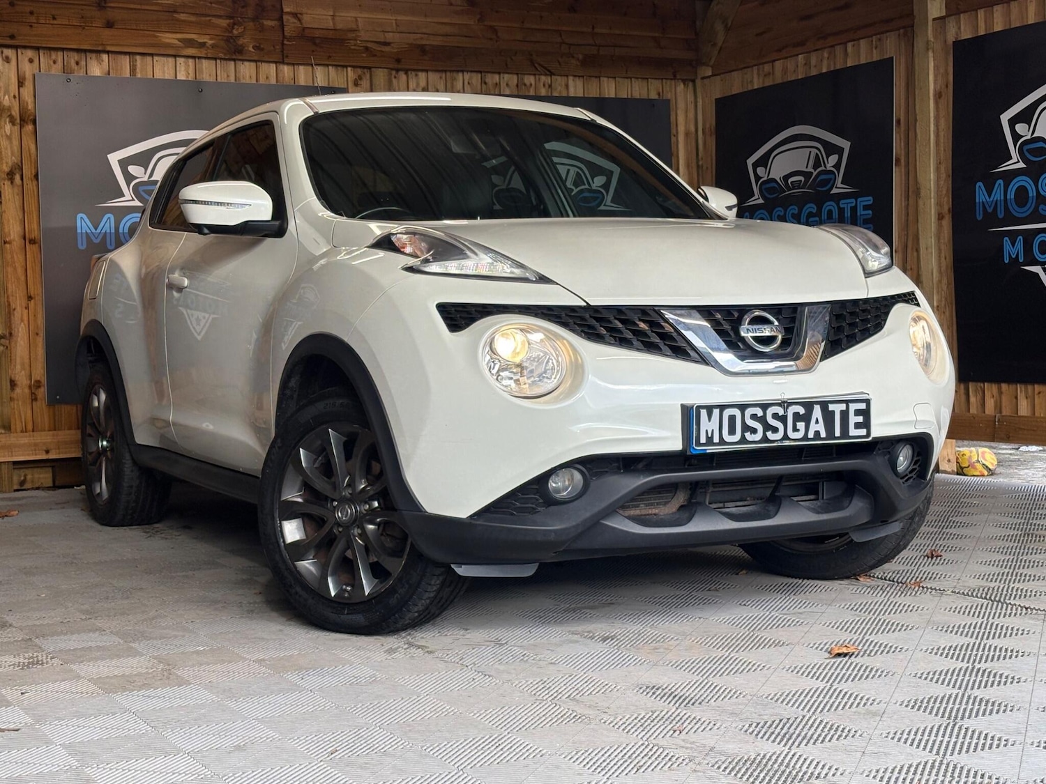 Used Nissan Juke 2015 for sale - 76572345: Photo 1