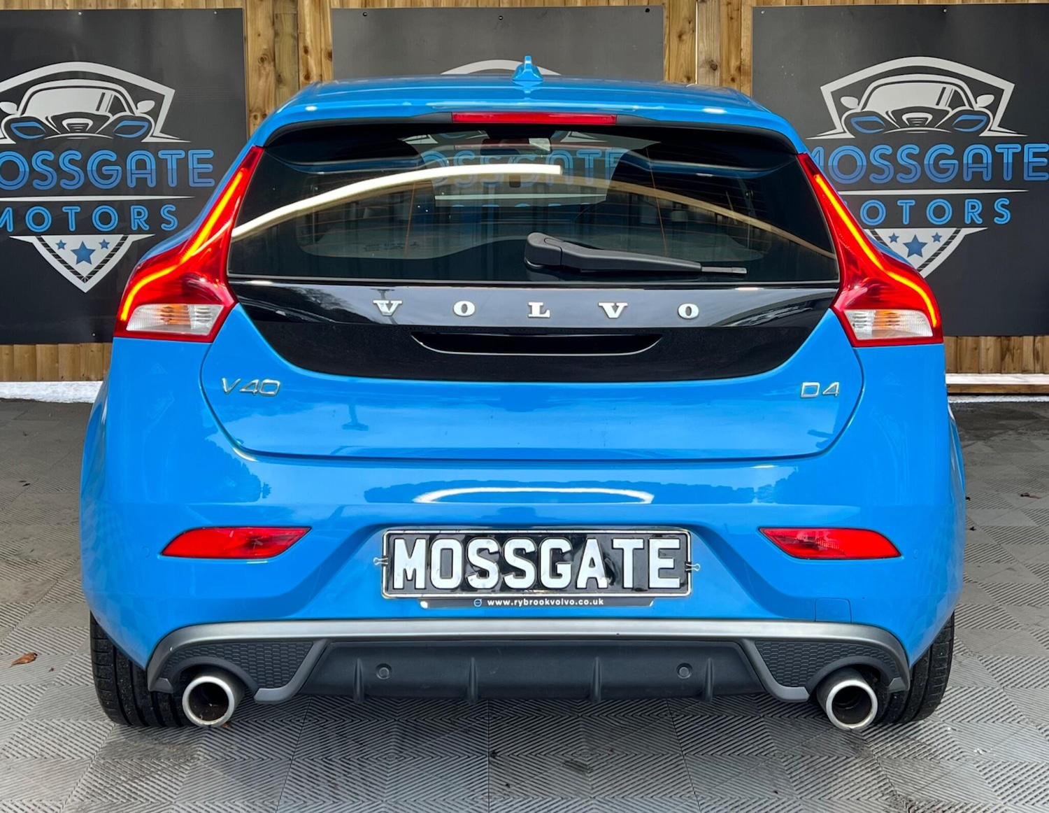 Used Volvo V40 2015 for sale - 77939778: Photo 10