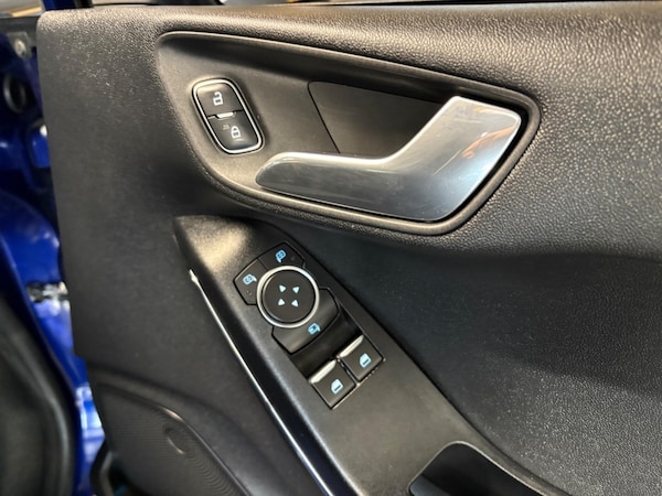 Used Ford Fiesta 2018 for sale - 76295284: Photo 31