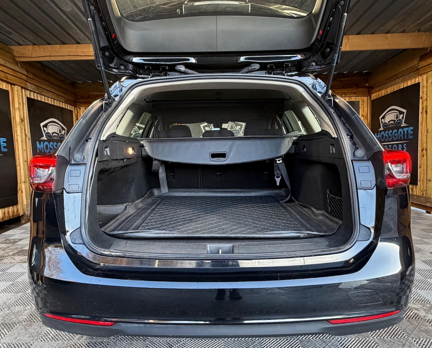 Used Vauxhall Insignia 2018 for sale - 76913903: Photo 11