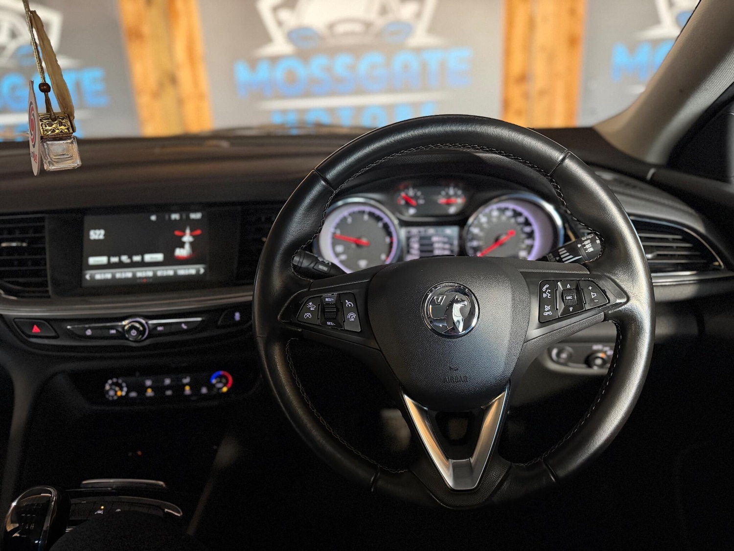 Used Vauxhall Insignia 2018 for sale - 76913903: Photo 32