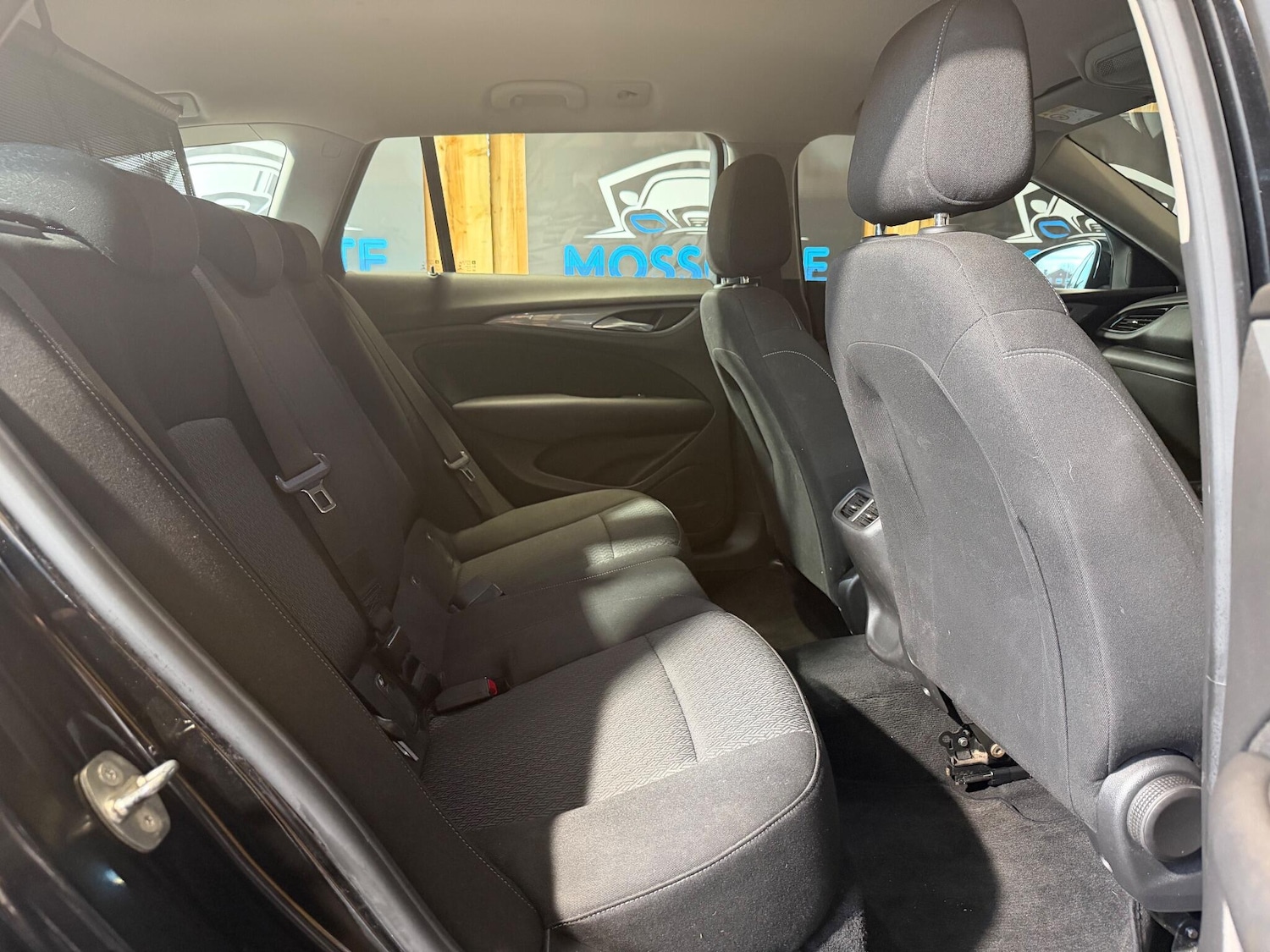 Used Vauxhall Insignia 2018 for sale - 76913903: Photo 34