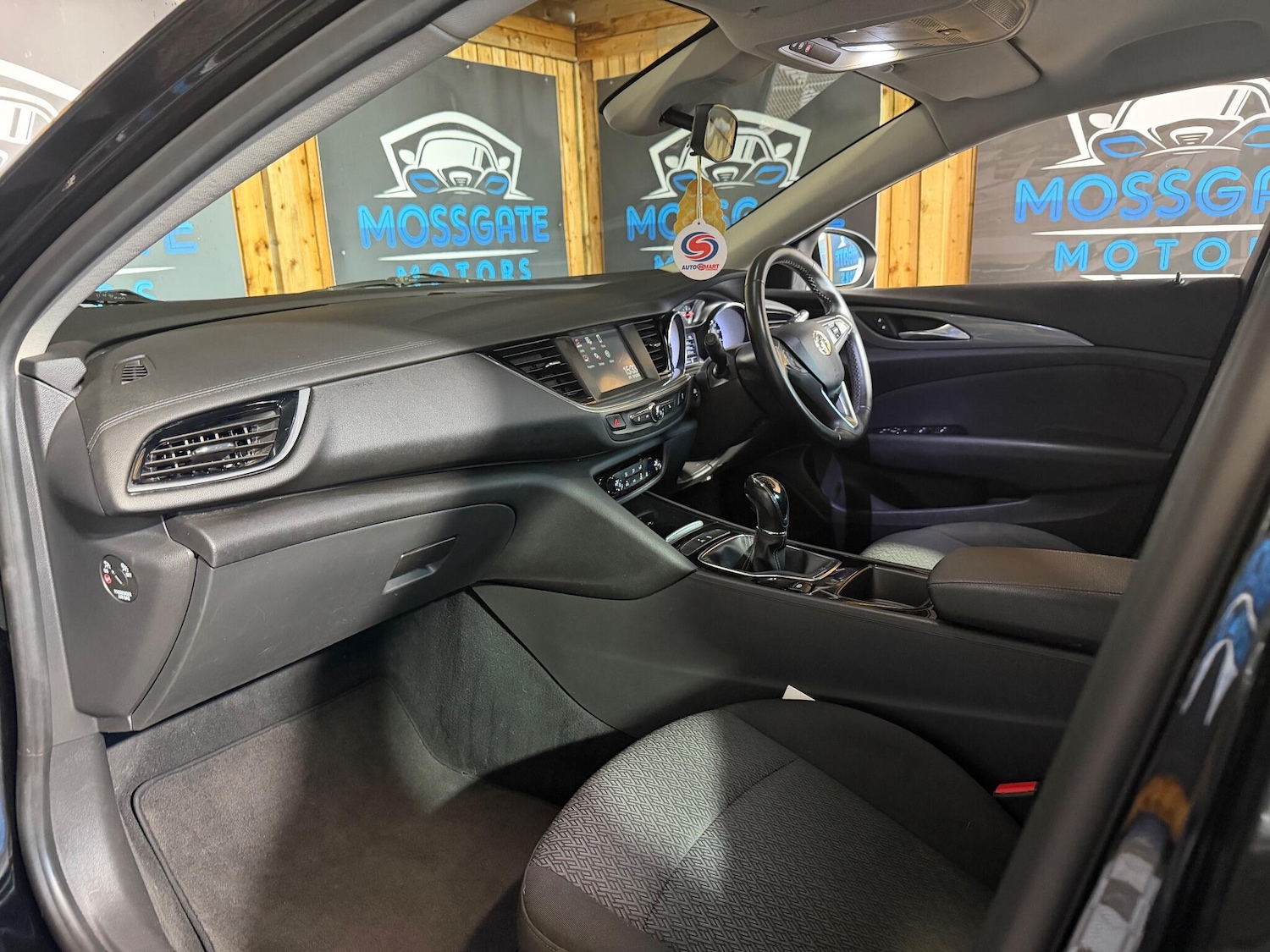 Used Vauxhall Insignia 2018 for sale - 76913903: Photo 38