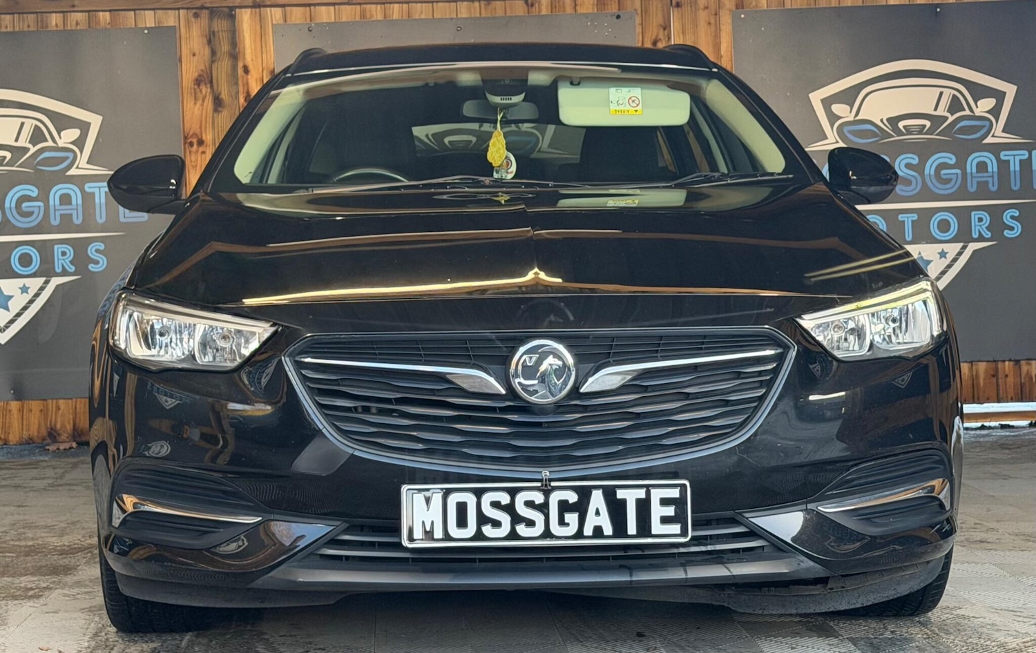 Used Vauxhall Insignia 2018 for sale - 76913903: Photo 4