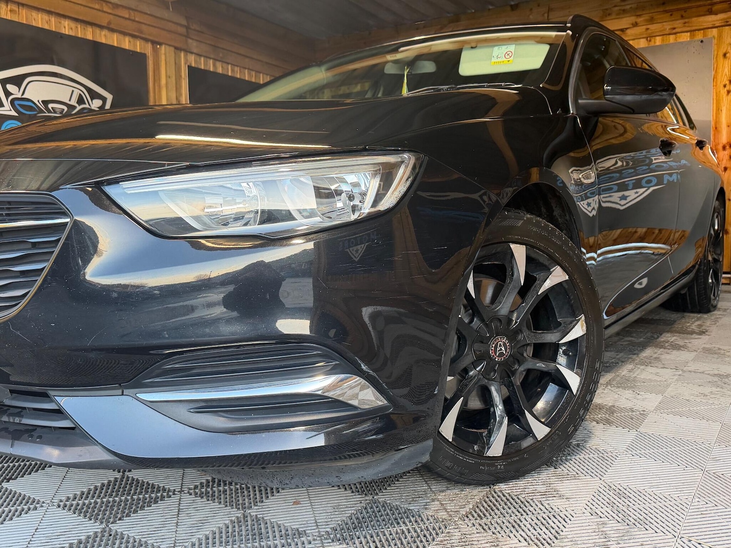 Used Vauxhall Insignia 2018 for sale - 76913903: Photo 6