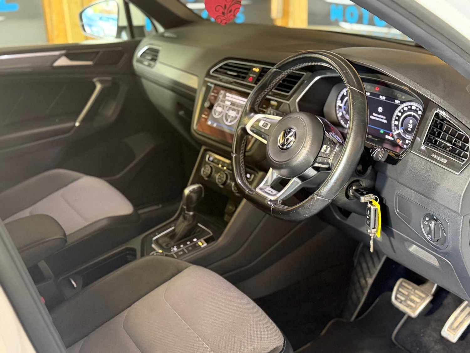 Used Volkswagen Tiguan 2017 for sale - 77050238: Photo 13