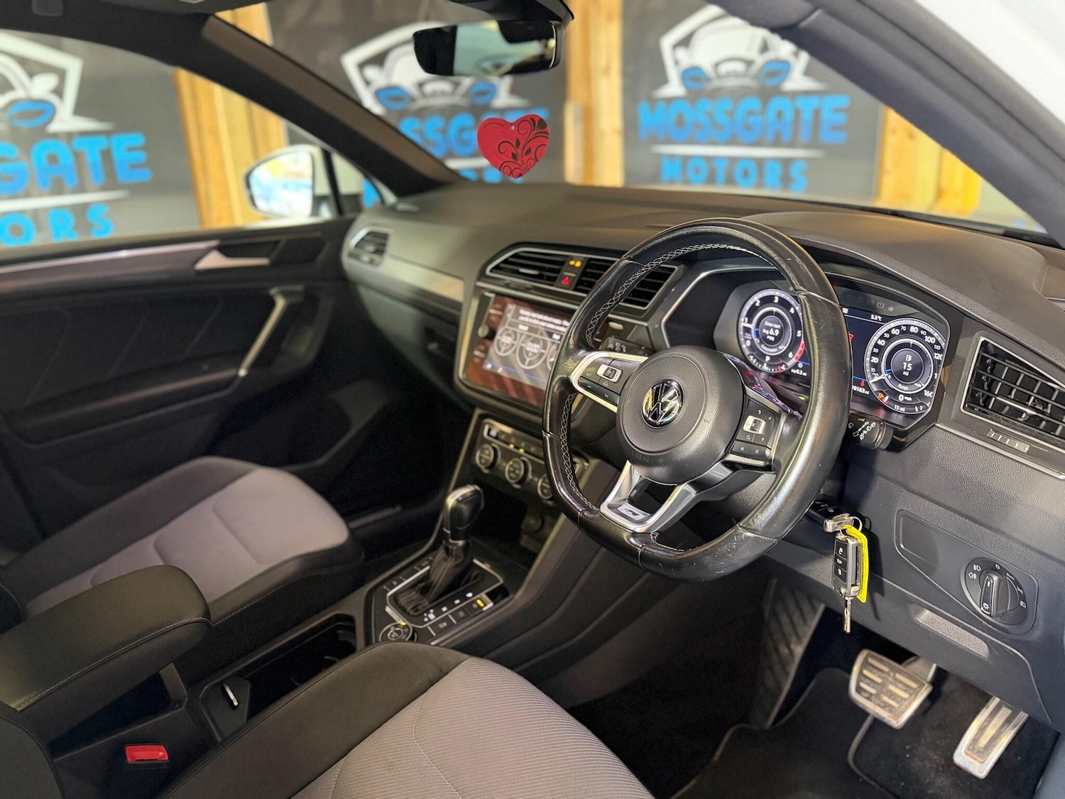 Used Volkswagen Tiguan 2017 for sale - 77050238: Photo 16