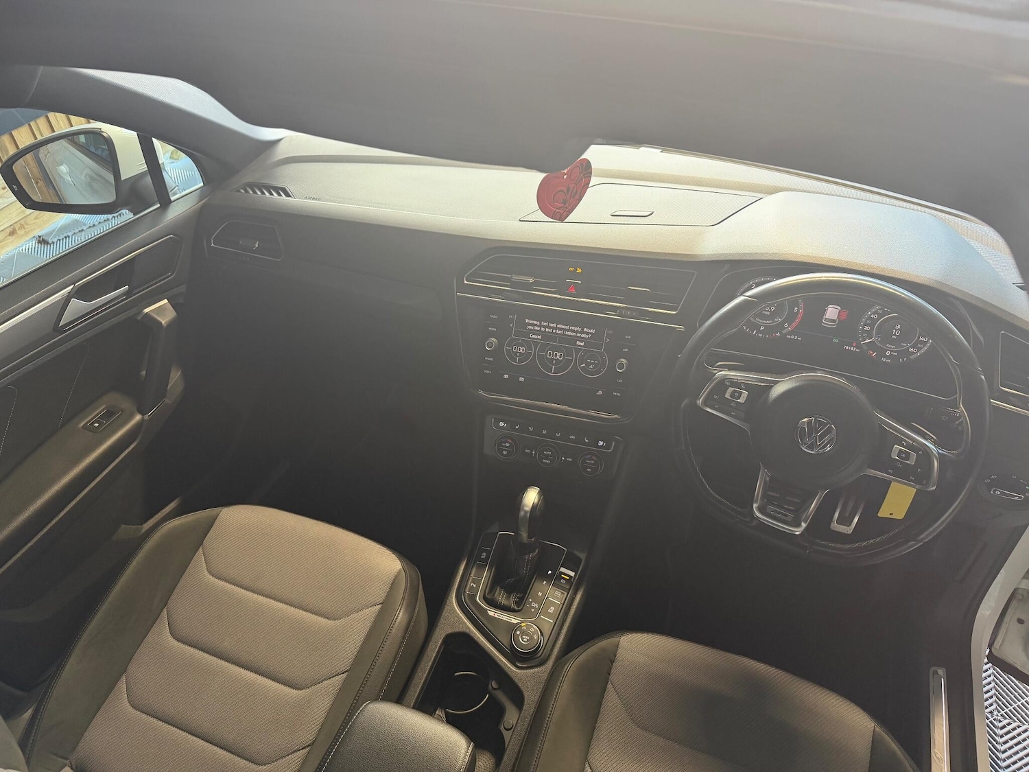 Used Volkswagen Tiguan 2017 for sale - 77050238: Photo 20